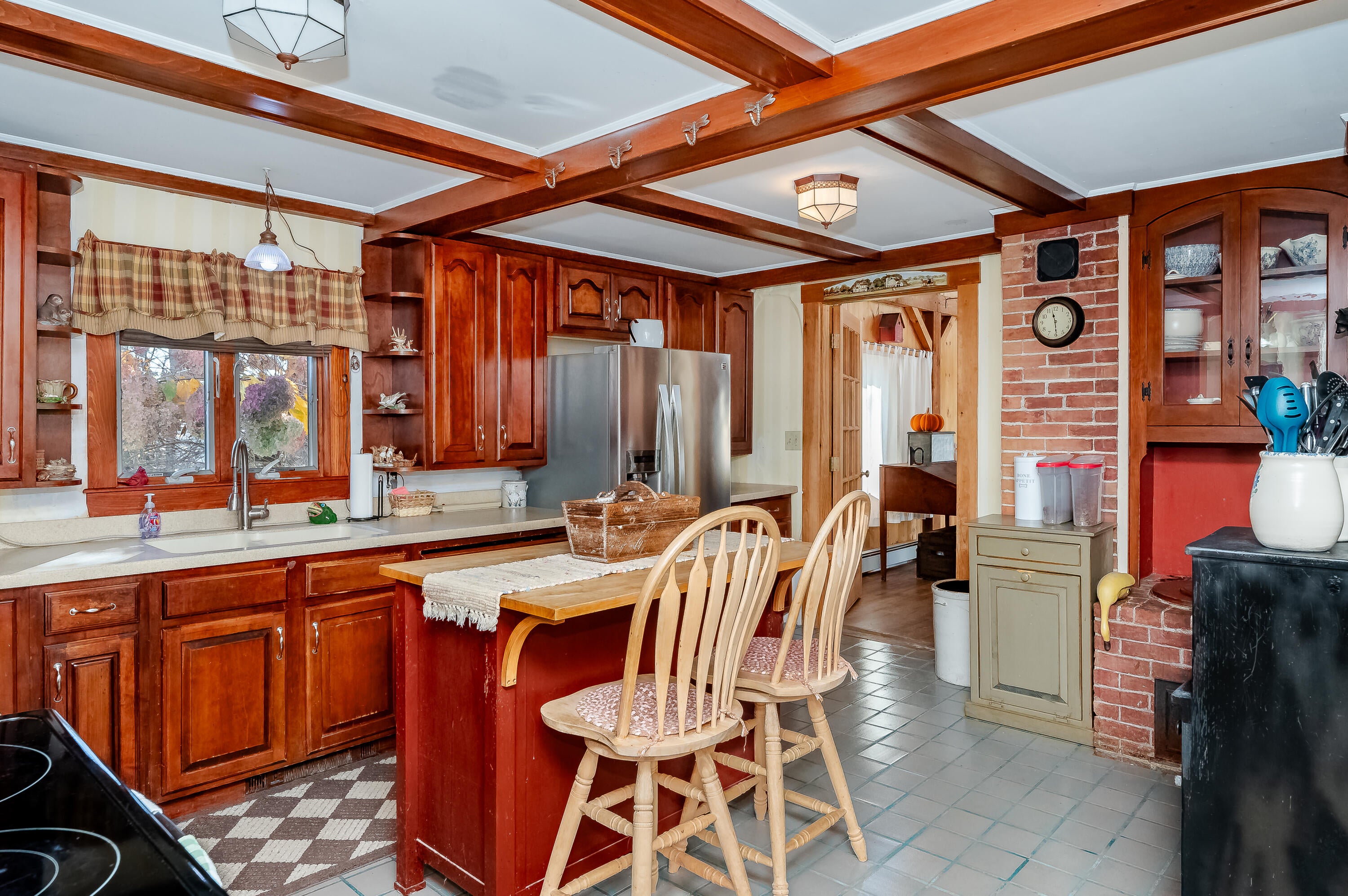 North Berwick, Maine, 03906, United States, 4 Bedrooms Bedrooms, ,2 BathroomsBathrooms,Residential,For Sale,1921414