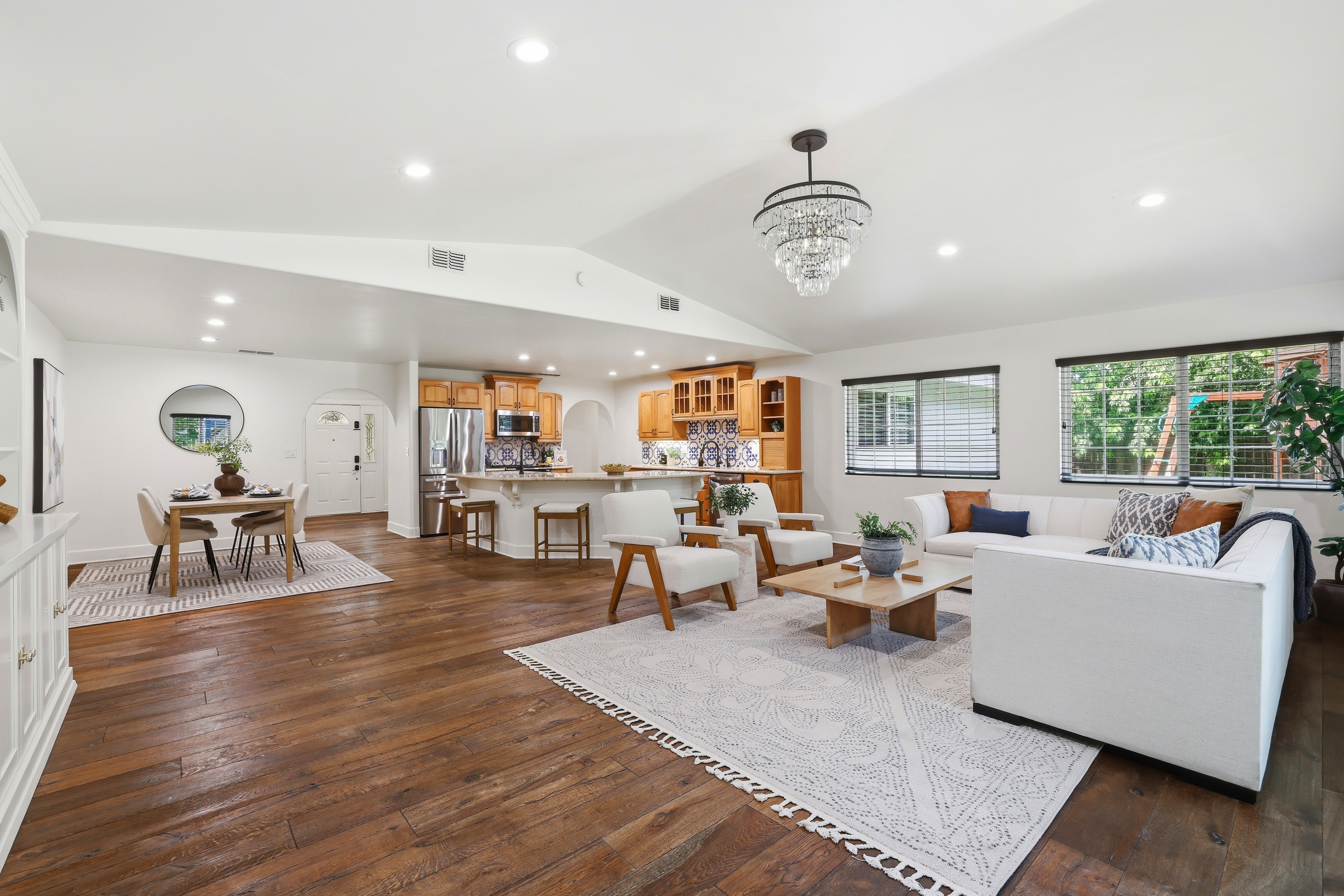  8735 Phoenix Avenue, Fair Oaks, CA 95628 - 物件實景