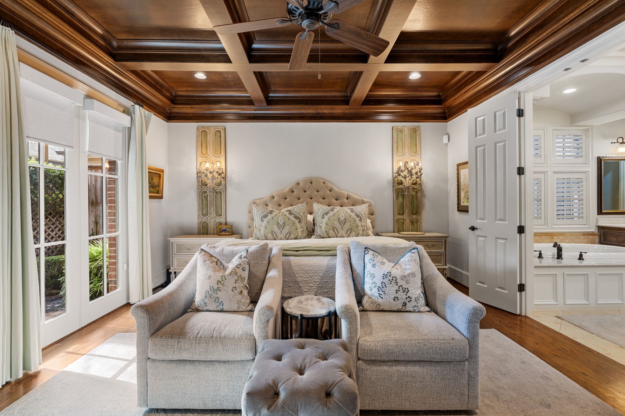  1010 Nantucket Drive F - 物件實景