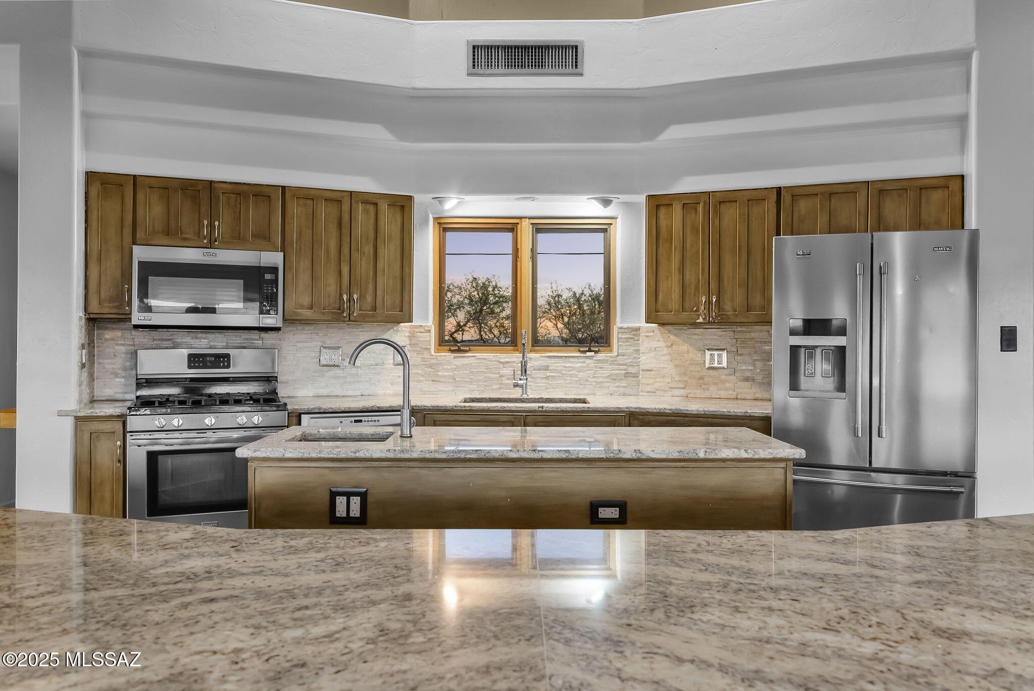 Patagonia, Arizona, 85624, United States, 3 Bedrooms Bedrooms, ,3 BathroomsBathrooms,Residential,For Sale,1943412