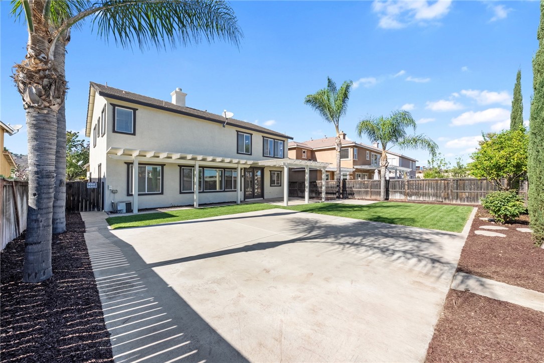 Murrieta, California, 92562, United States, 5 Bedrooms Bedrooms, ,3 BathroomsBathrooms,Residential,For Sale,1983032