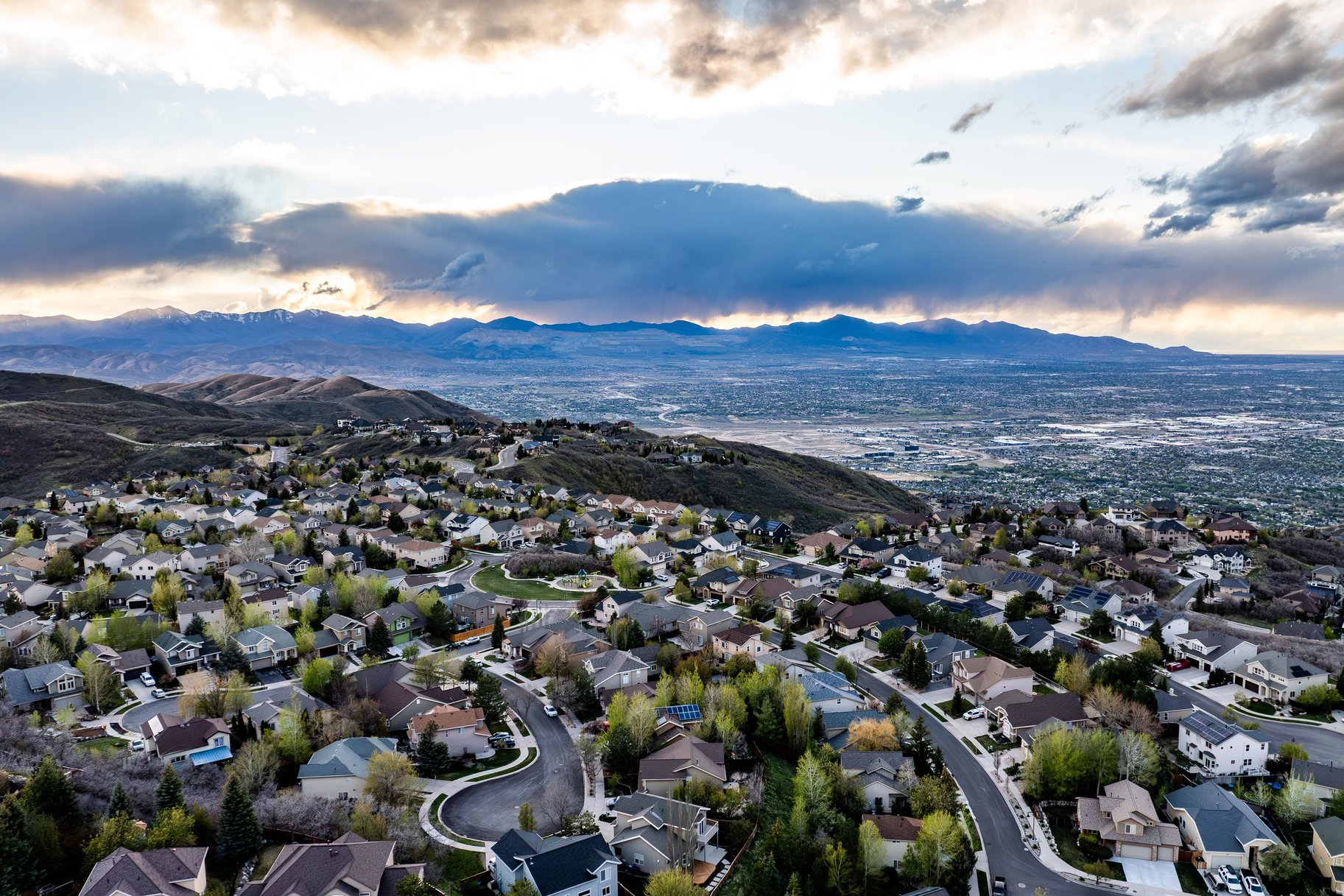  Peaceful Mountain Living with Amenities That Impress - 物件實景