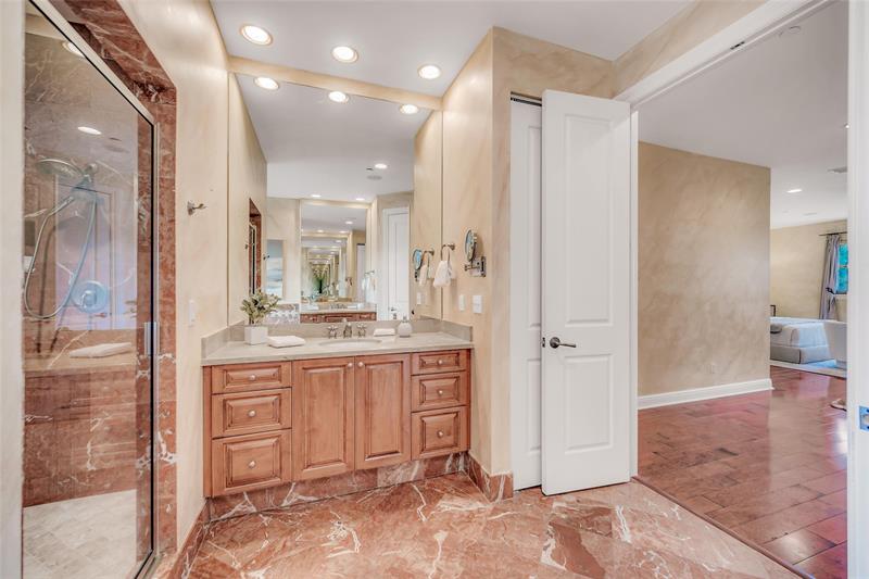 Fort Lauderdale, Florida, 33301, United States, 3 Bedrooms Bedrooms, ,4 BathroomsBathrooms,Residential,For Sale,1947110