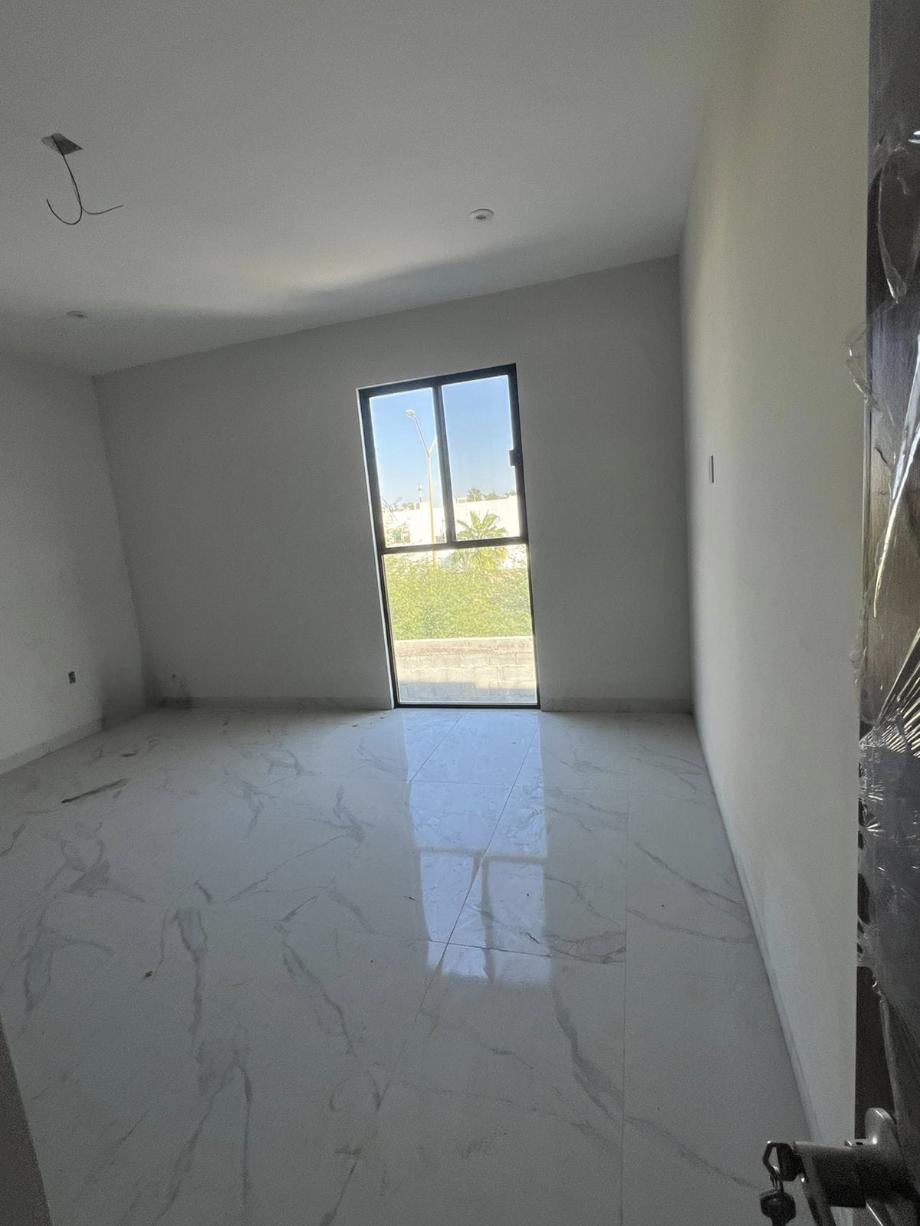 Torreón, Coahuila de Zaragoza, 27023, Mexico, 3 Bedrooms Bedrooms, ,4 BathroomsBathrooms,Residential,For Sale,1994816