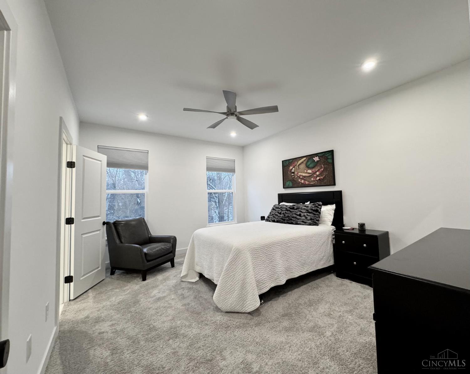 Loveland, Ohio, 45140, United States, 3 Bedrooms Bedrooms, ,3 BathroomsBathrooms,Residential,For Sale,2003068