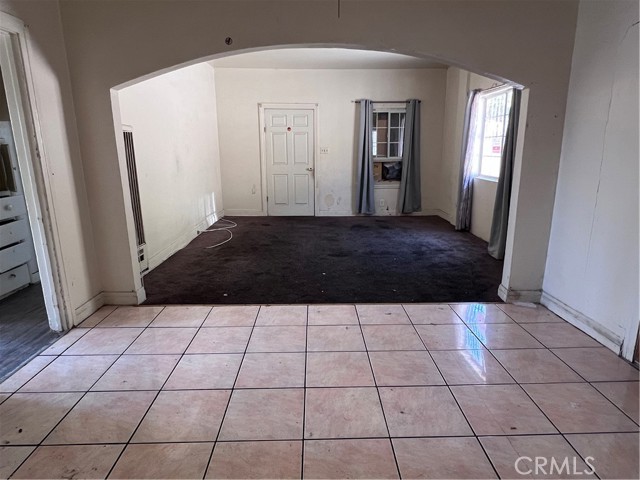 Los Angeles, California, 90063, United States, 5 Bedrooms Bedrooms, ,Residential,For Sale,1923113