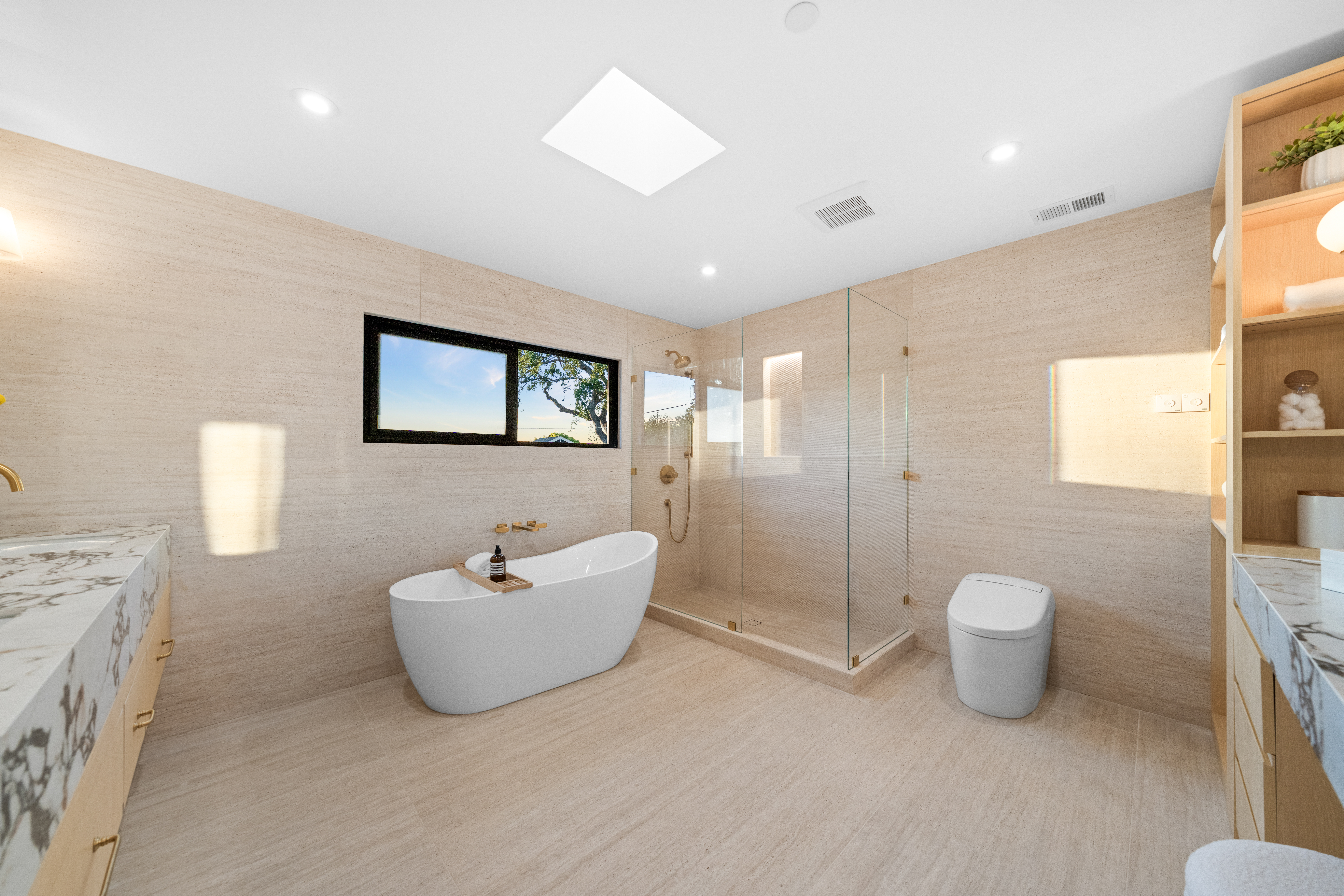  Expanded and Renovated Luxury Home - 物件實景