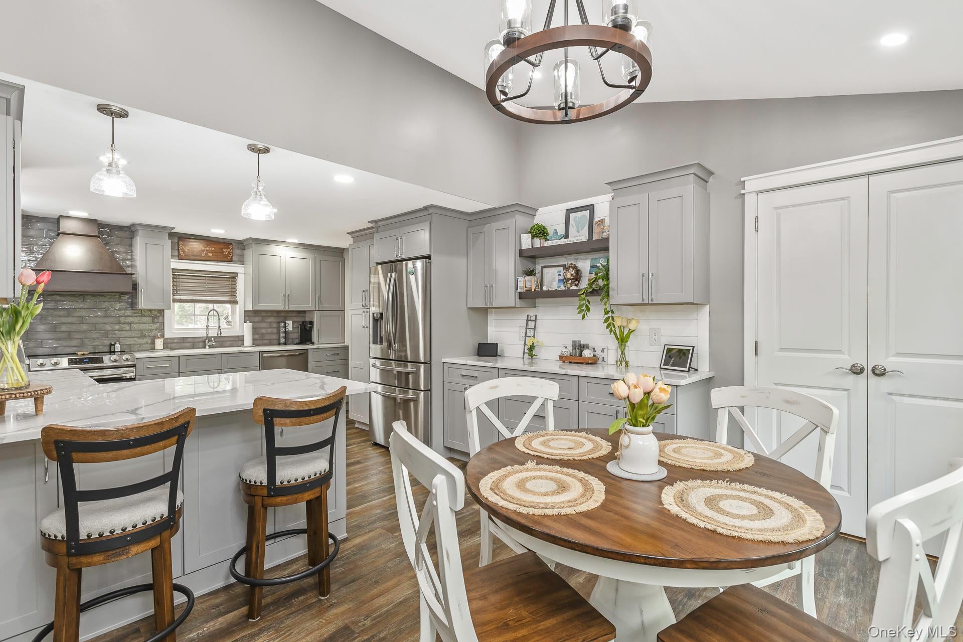 Medford, New York, 11763, United States, 5 Bedrooms Bedrooms, ,3 BathroomsBathrooms,Residential,For Sale,1911406