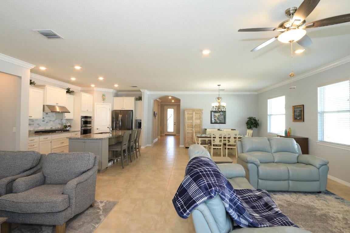 Port St Lucie, Florida, 34987, United States, 3 Bedrooms Bedrooms, ,2 BathroomsBathrooms,Residential,For Sale,1978732