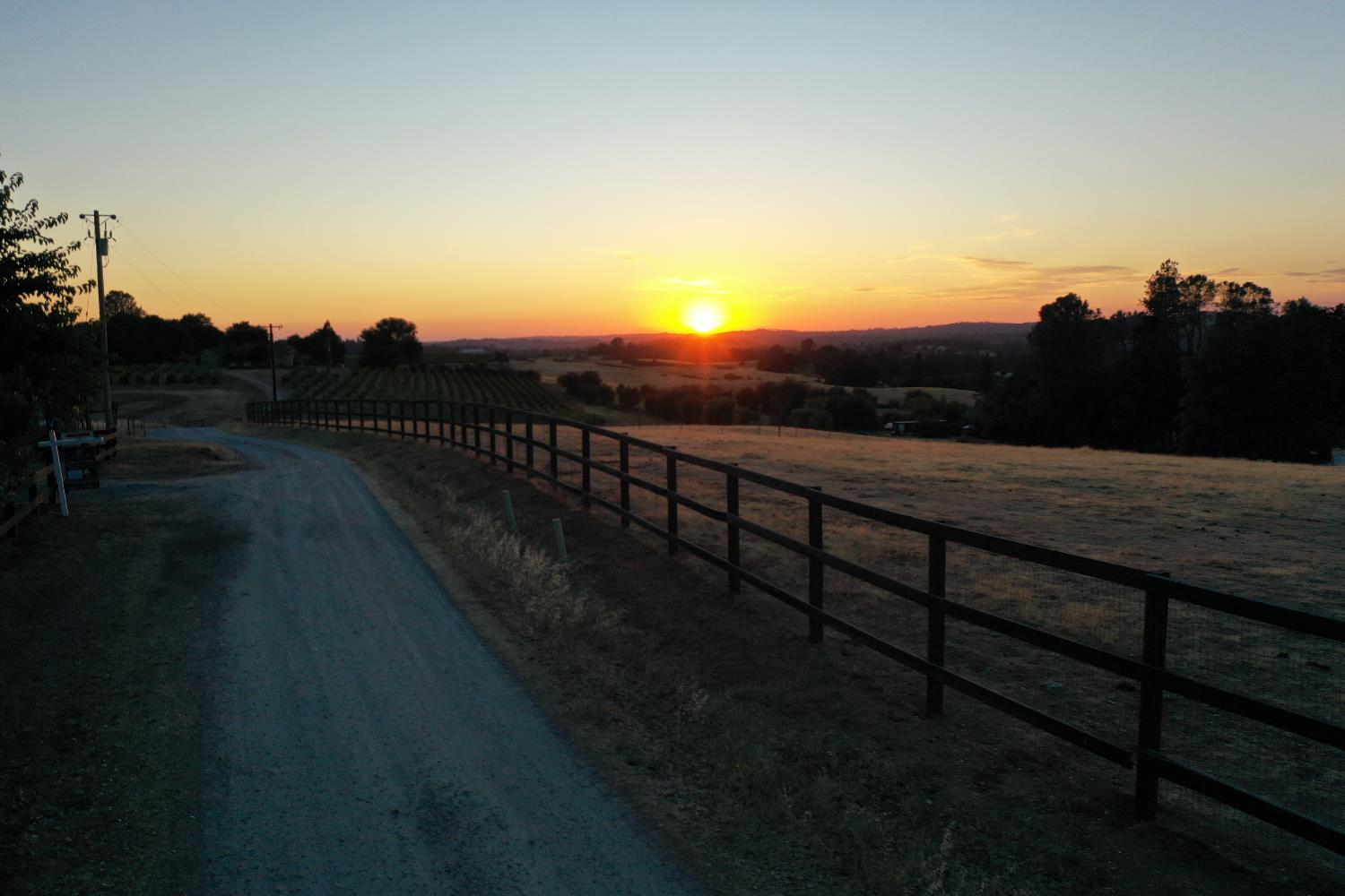 Somerset, California, 95684, United States, 3 Bedrooms Bedrooms, ,2 BathroomsBathrooms,Residential,For Sale,1901793