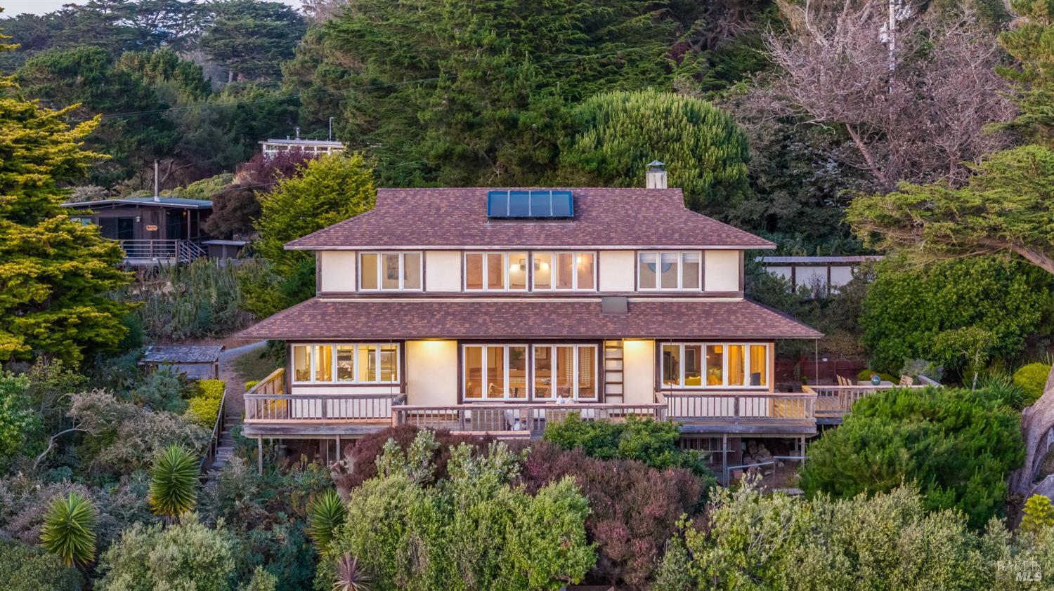 Bolinas, California, 94924, United States, 2 Bedrooms Bedrooms, ,3 BathroomsBathrooms,Residential,For Sale,1906337