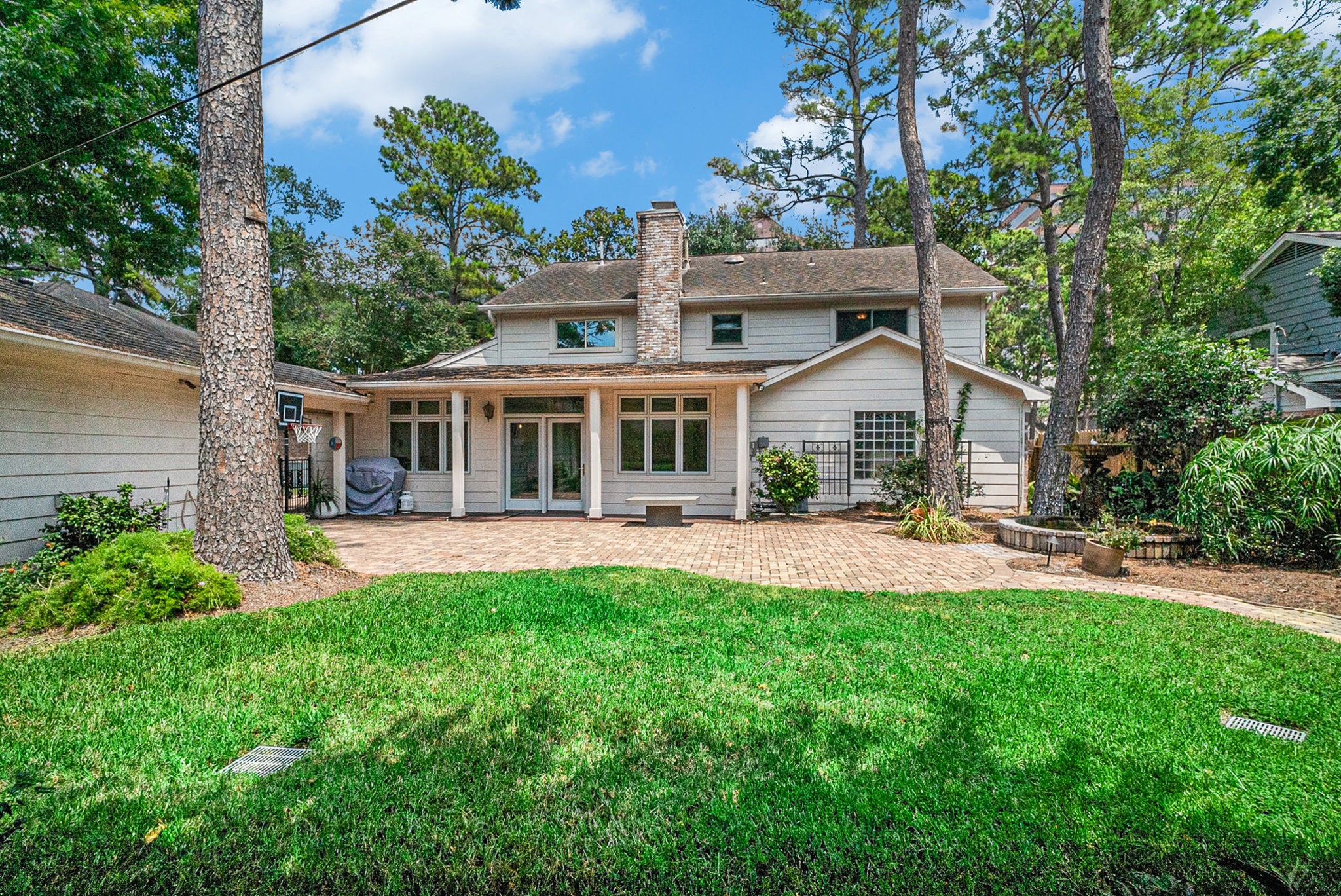 Houston, Texas, 77079, United States, 5 Bedrooms Bedrooms, ,3 BathroomsBathrooms,Residential,For Sale,1968834