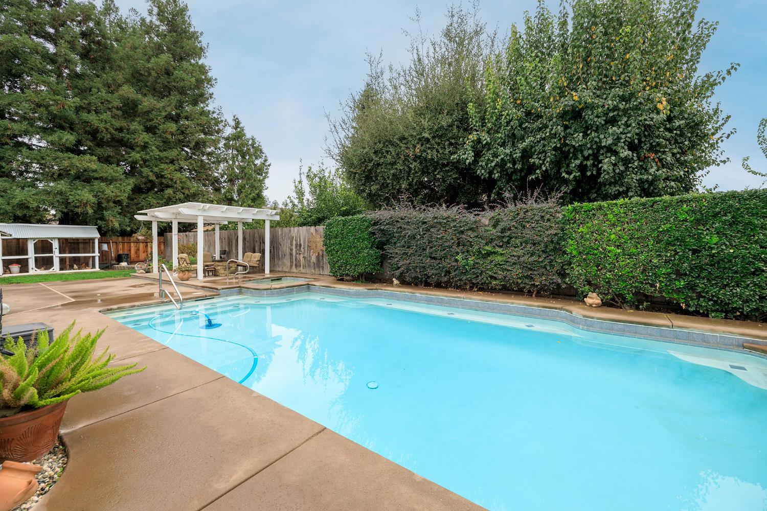 Turlock, California, 95382, United States, 4 Bedrooms Bedrooms, ,2 BathroomsBathrooms,Residential,For Sale,1987416