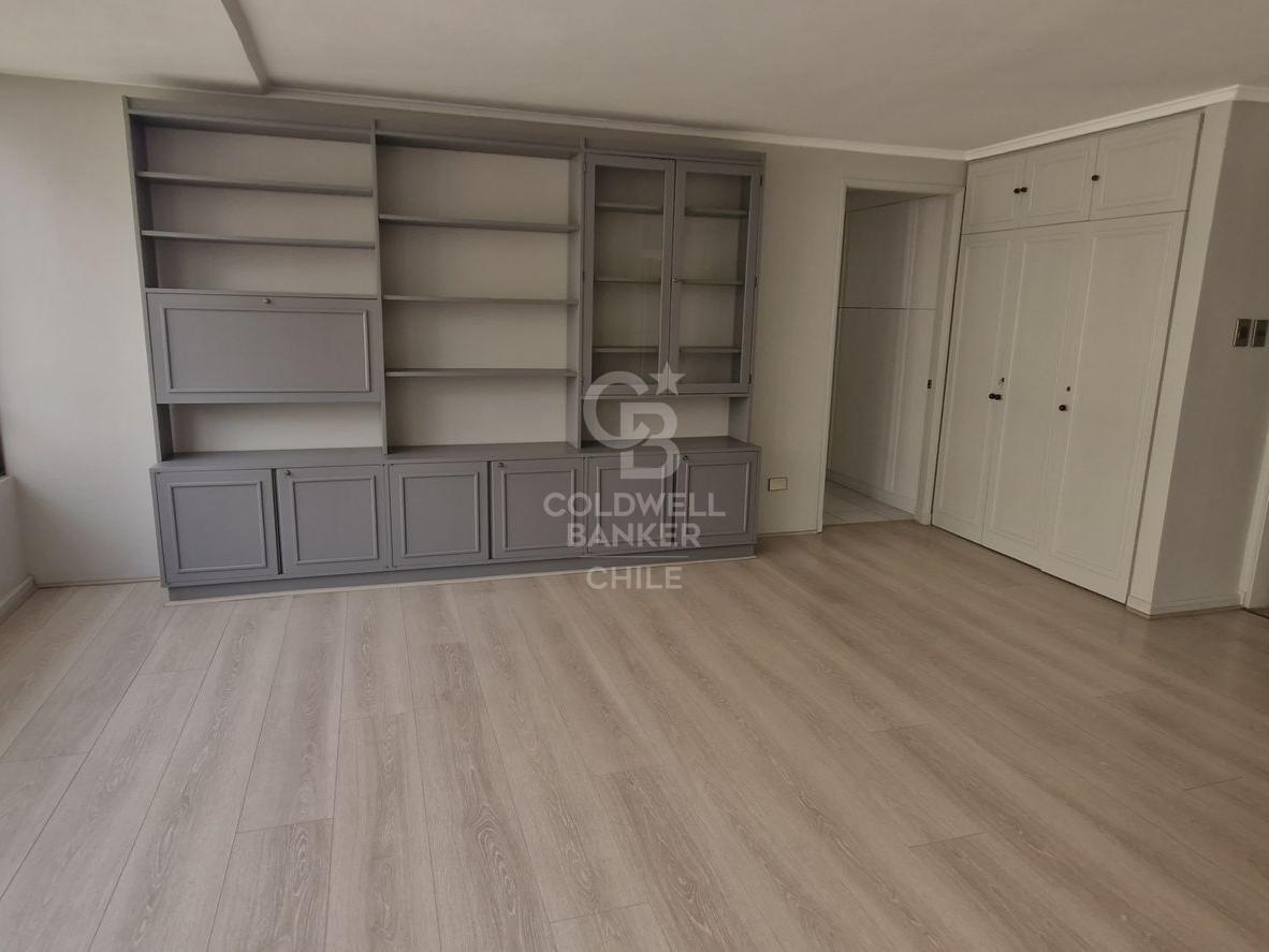 Las Condes, Chile, 3 Bedrooms Bedrooms, ,4 BathroomsBathrooms,Residential,For Sale,1956037