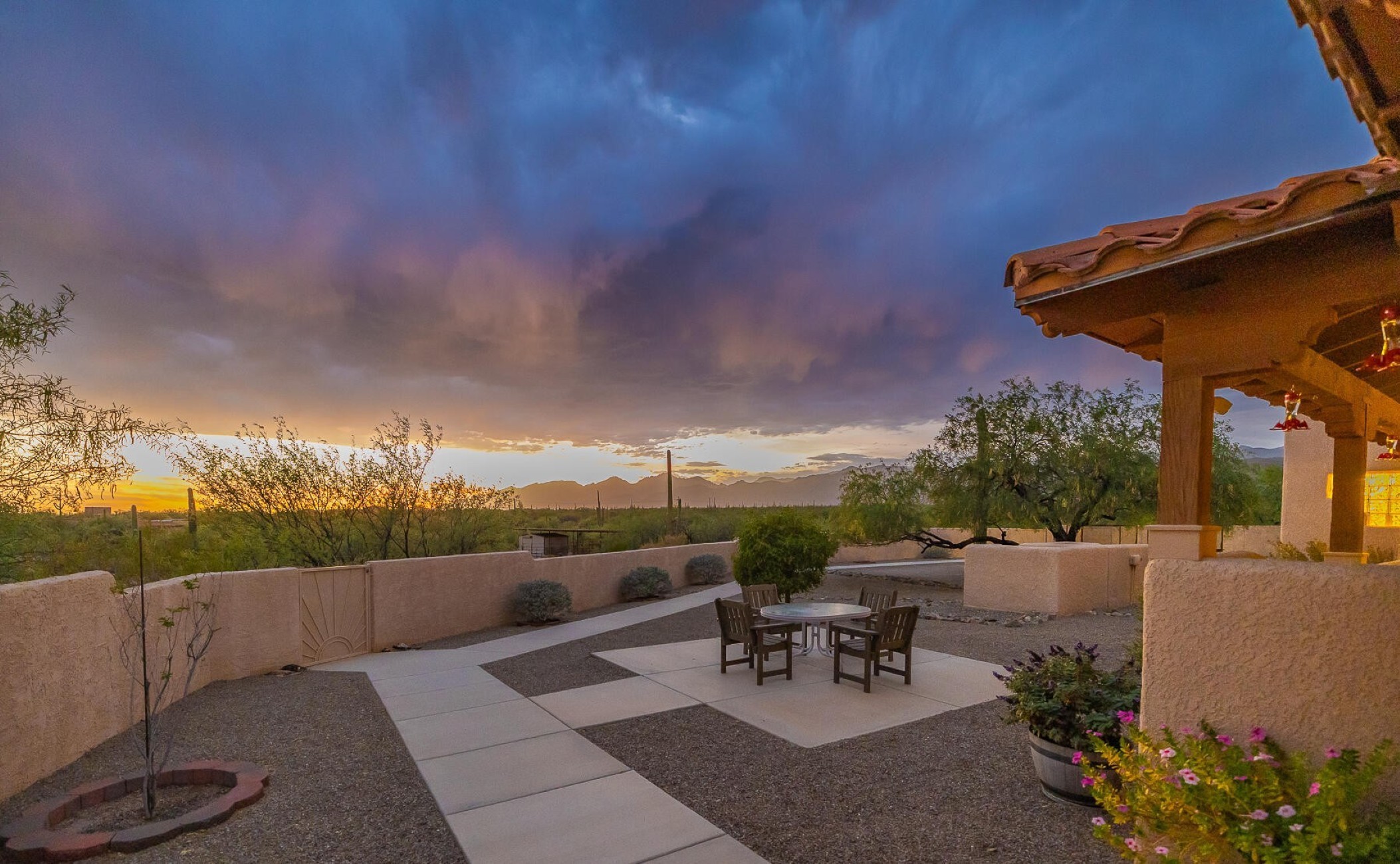  2305 N El Camino Rinconado, Tucson, AZ 85749 - 物件實景