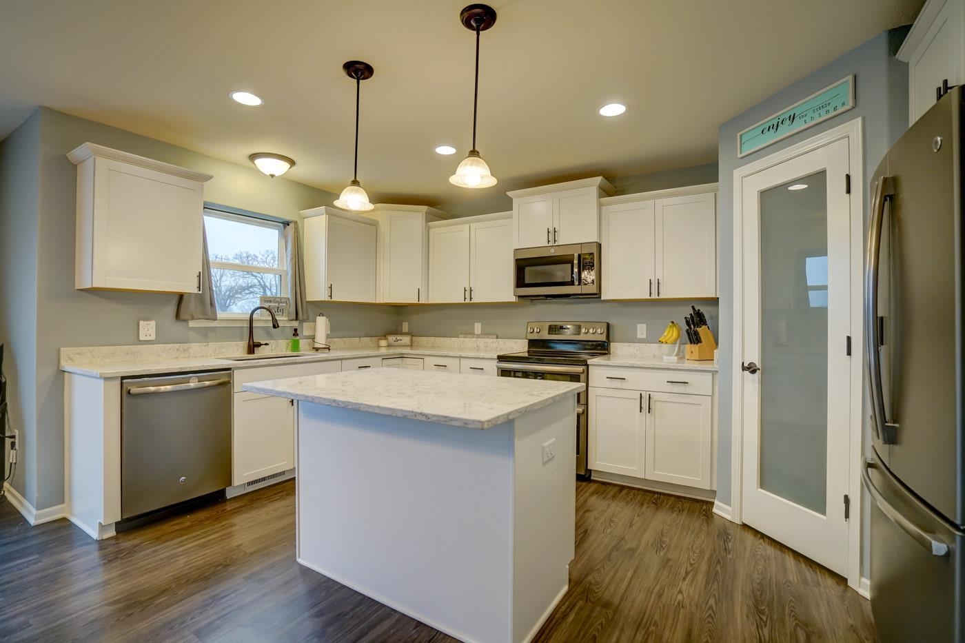 Fort Atkinson, Wisconsin, 53538, United States, 3 Bedrooms Bedrooms, ,4 BathroomsBathrooms,Residential,For Sale,1977213