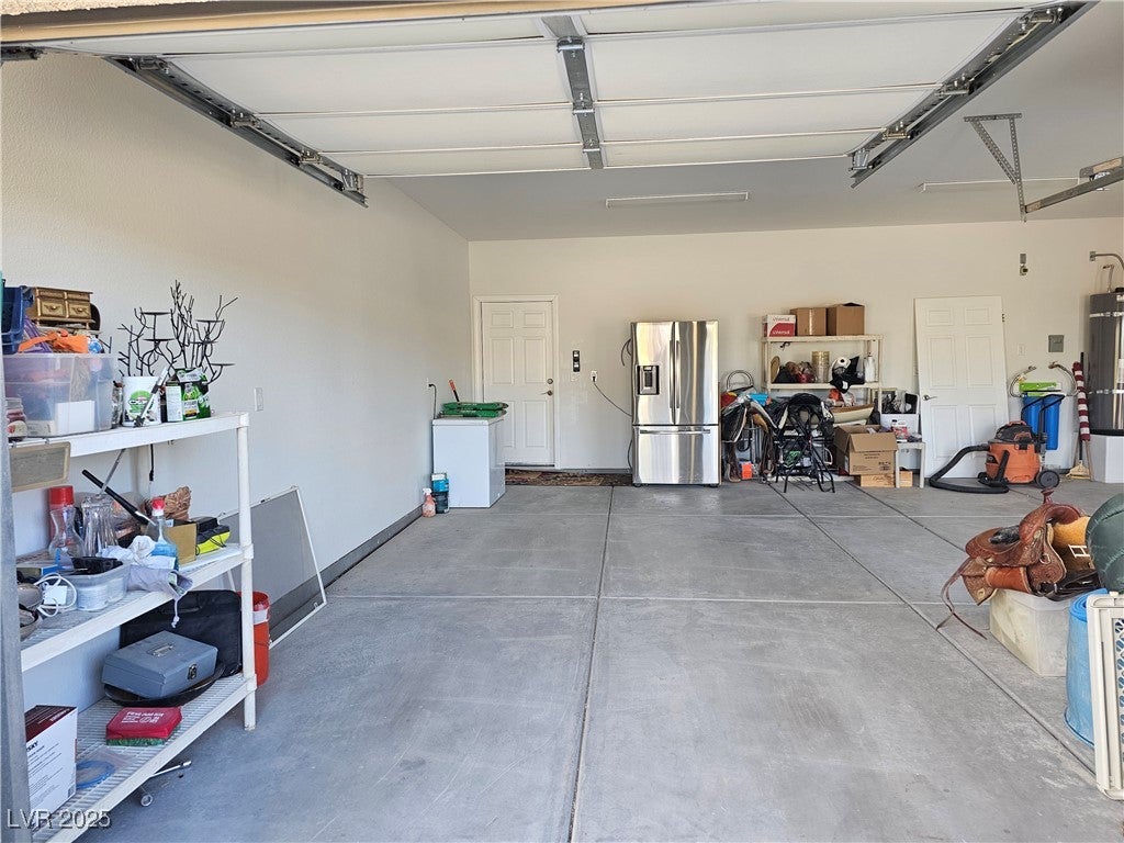 Pahrump, Nevada, 89048, United States, 3 Bedrooms Bedrooms, ,2 BathroomsBathrooms,Residential,For Sale,1979932