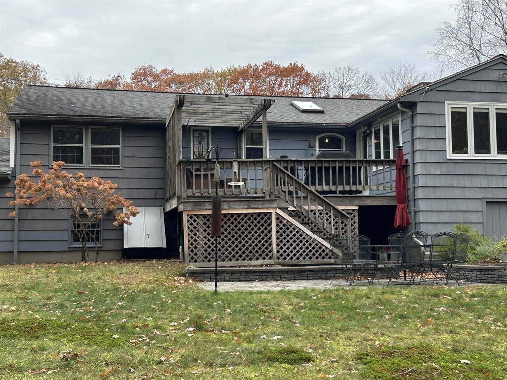 Framingham, Massachusetts, 01701, United States, 4 Bedrooms Bedrooms, ,3 BathroomsBathrooms,Residential,For Sale,1988982