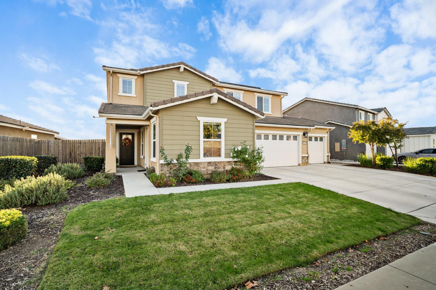 Atwater, California, 95301, United States, 5 Bedrooms Bedrooms, ,4 BathroomsBathrooms,Residential,For Sale,1983820