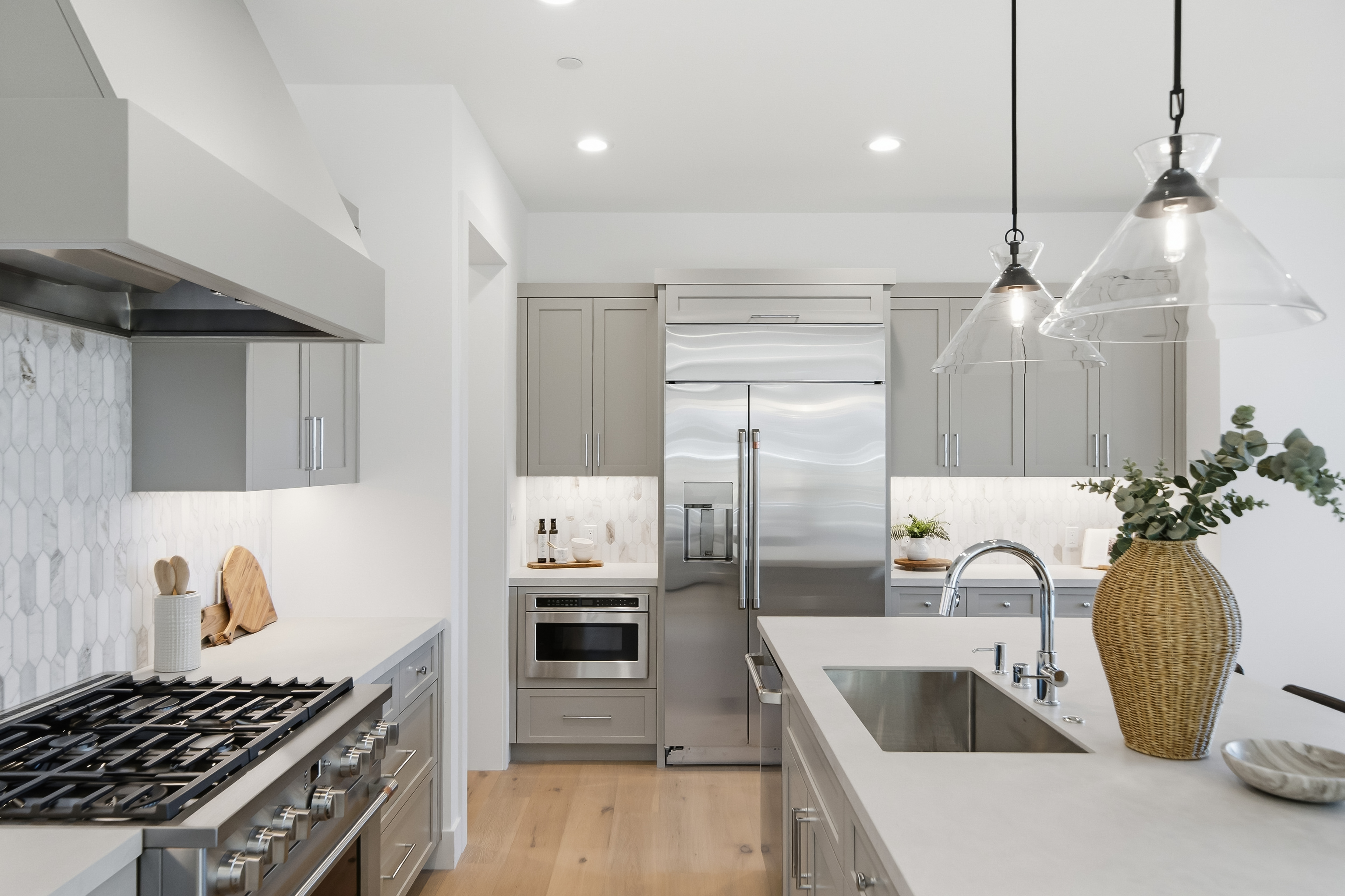  Quality New Construction in Emerald Hills - 物件實景