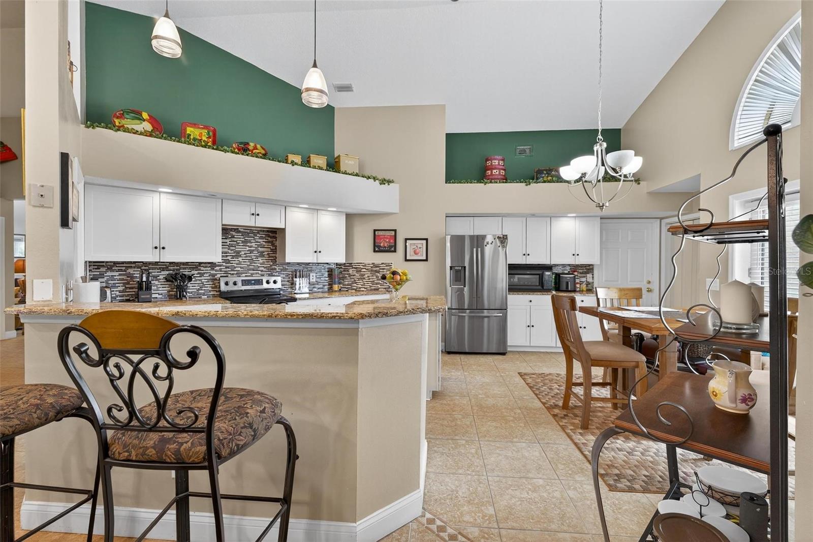 ORLANDO, Florida, 32819, United States, 4 Bedrooms Bedrooms, ,3 BathroomsBathrooms,Residential,For Sale,1921033