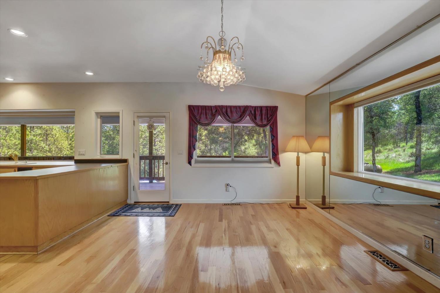Penn Valley, California, 95946, United States, 3 Bedrooms Bedrooms, ,4 BathroomsBathrooms,Residential,For Sale,1798374