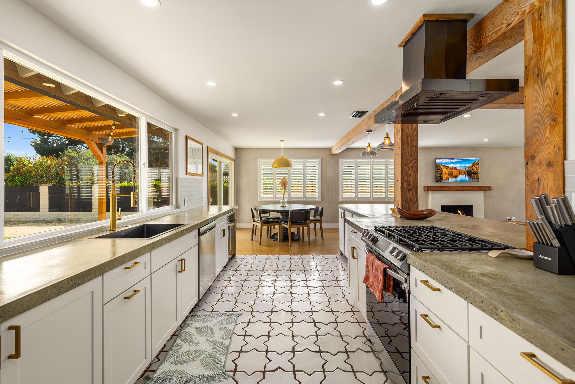  1994 East Ojai Avenue, Ojai, CA 93023 - 物件實景