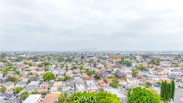 Los Angeles, California, 90003, United States, 3 Bedrooms Bedrooms, ,Residential,For Sale,1928715
