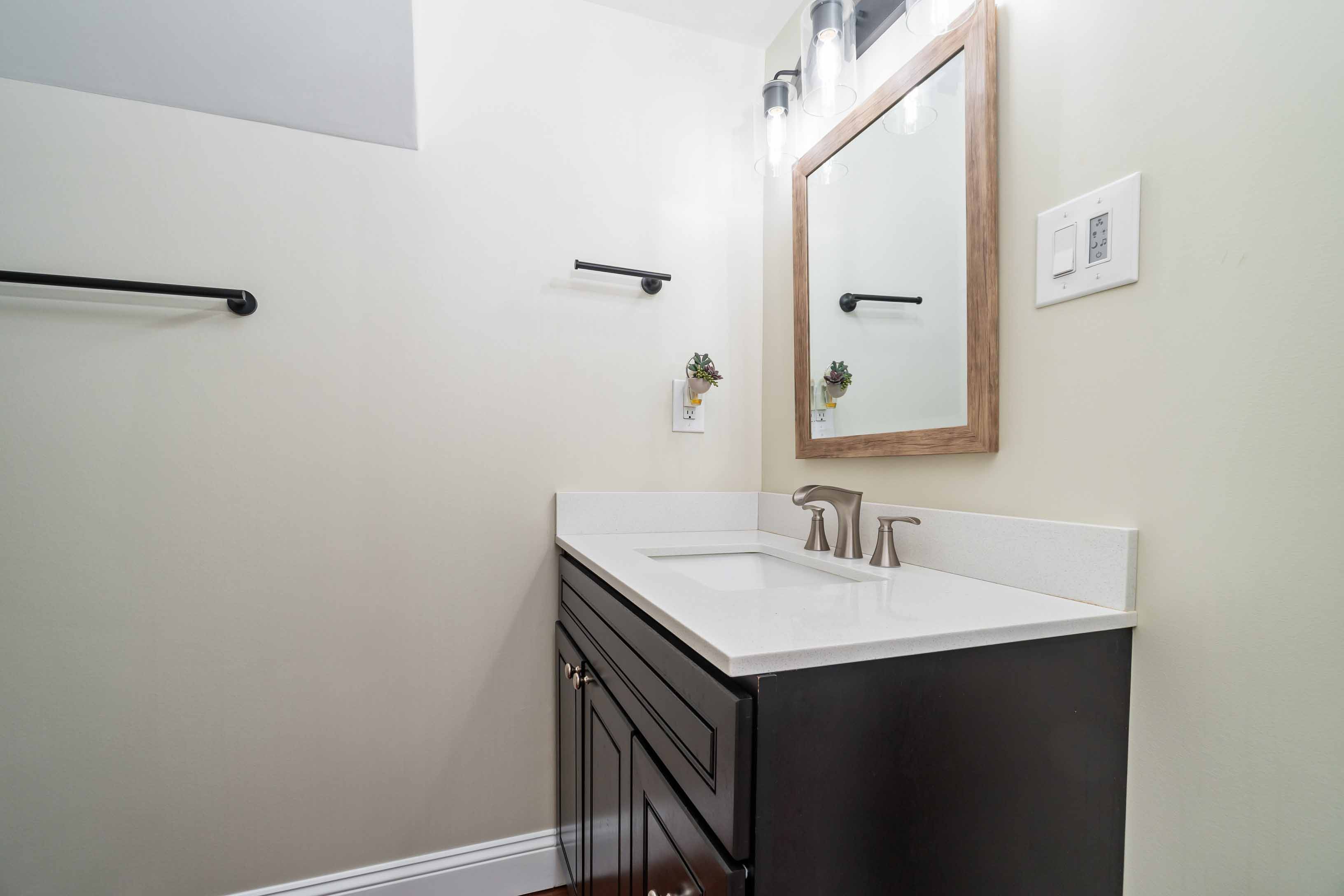 Oriental, North Carolina, 28571, United States, 3 Bedrooms Bedrooms, ,3 BathroomsBathrooms,Residential,For Sale,1979716