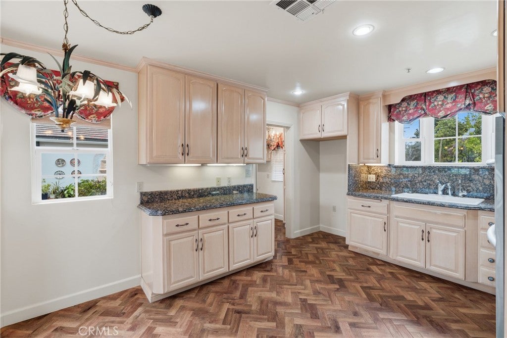 Alhambra, California, 91803, United States, 3 Bedrooms Bedrooms, ,3 BathroomsBathrooms,Residential,For Sale,2039866