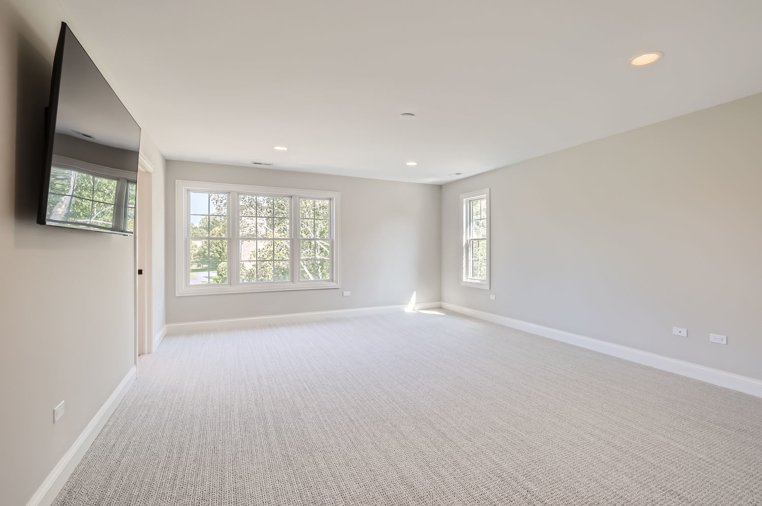 Mettawa, Illinois, 60048, United States, 4 Bedrooms Bedrooms, ,4 BathroomsBathrooms,Residential,For Sale,1994608