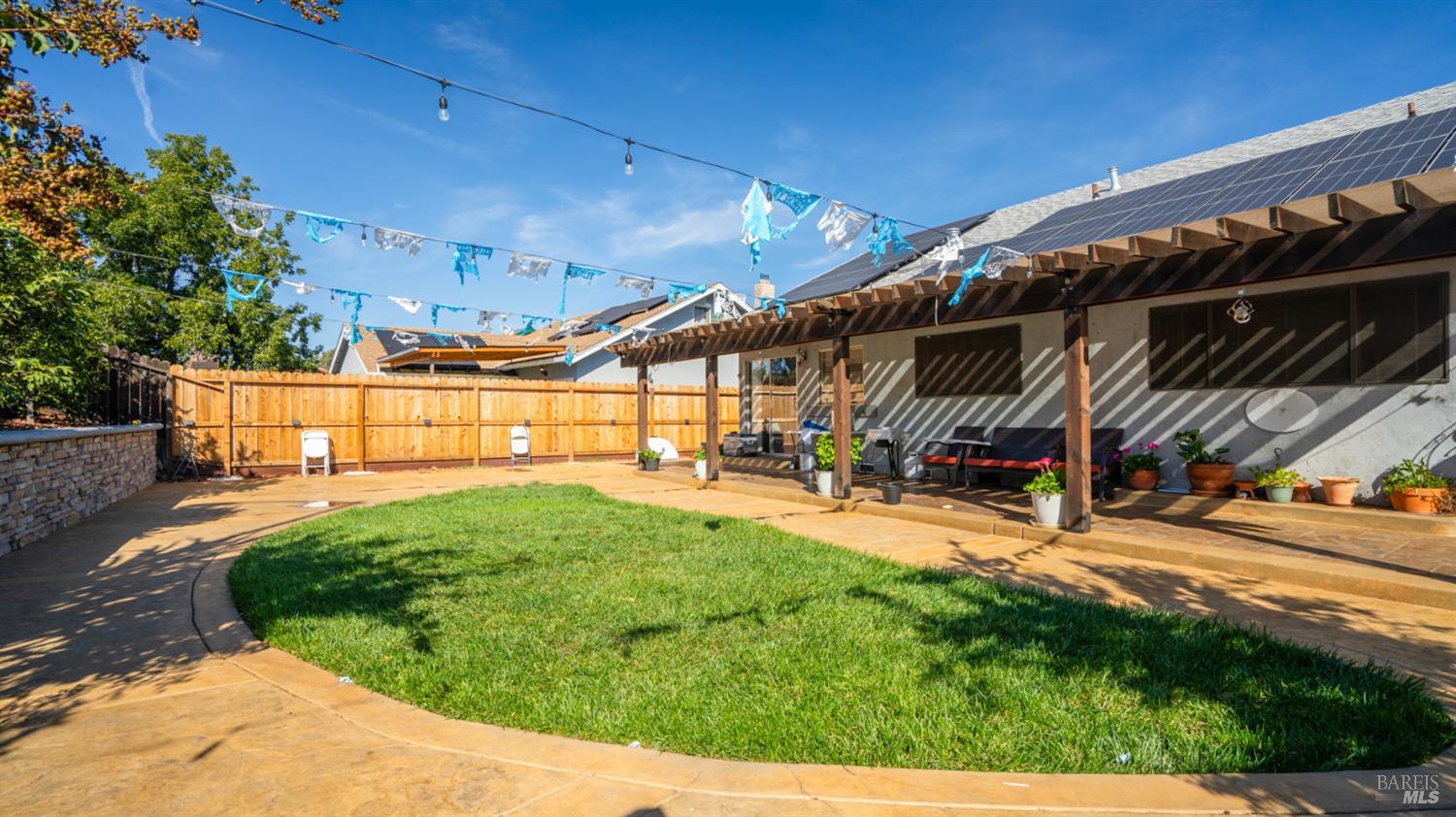 Vacaville, California, 95687, United States, 4 Bedrooms Bedrooms, ,2 BathroomsBathrooms,Residential,For Sale,1971477