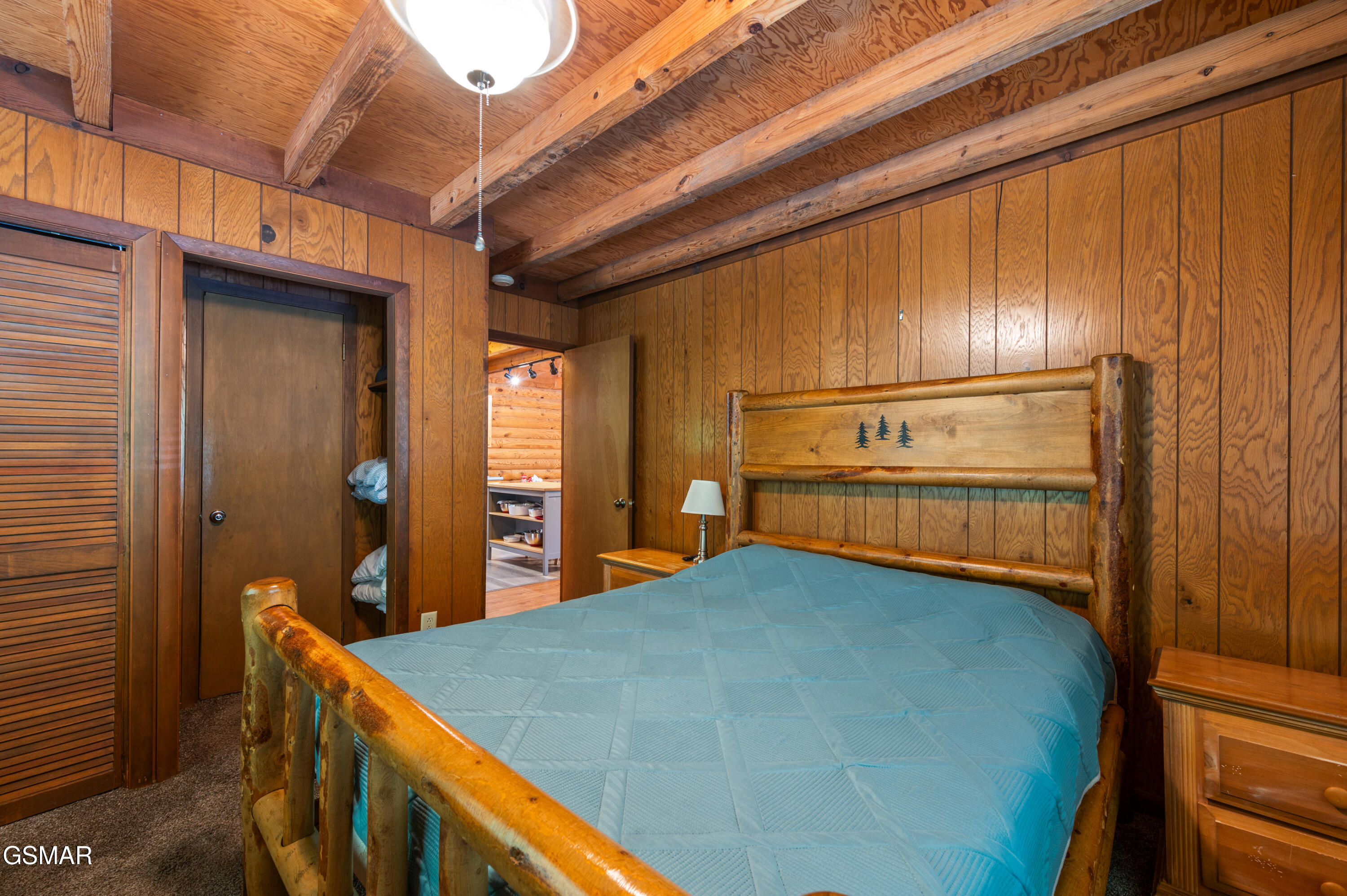 Gatlinburg, Tennessee, 37738, United States, 2 Bedrooms Bedrooms, ,2 BathroomsBathrooms,Residential,For Sale,1975826