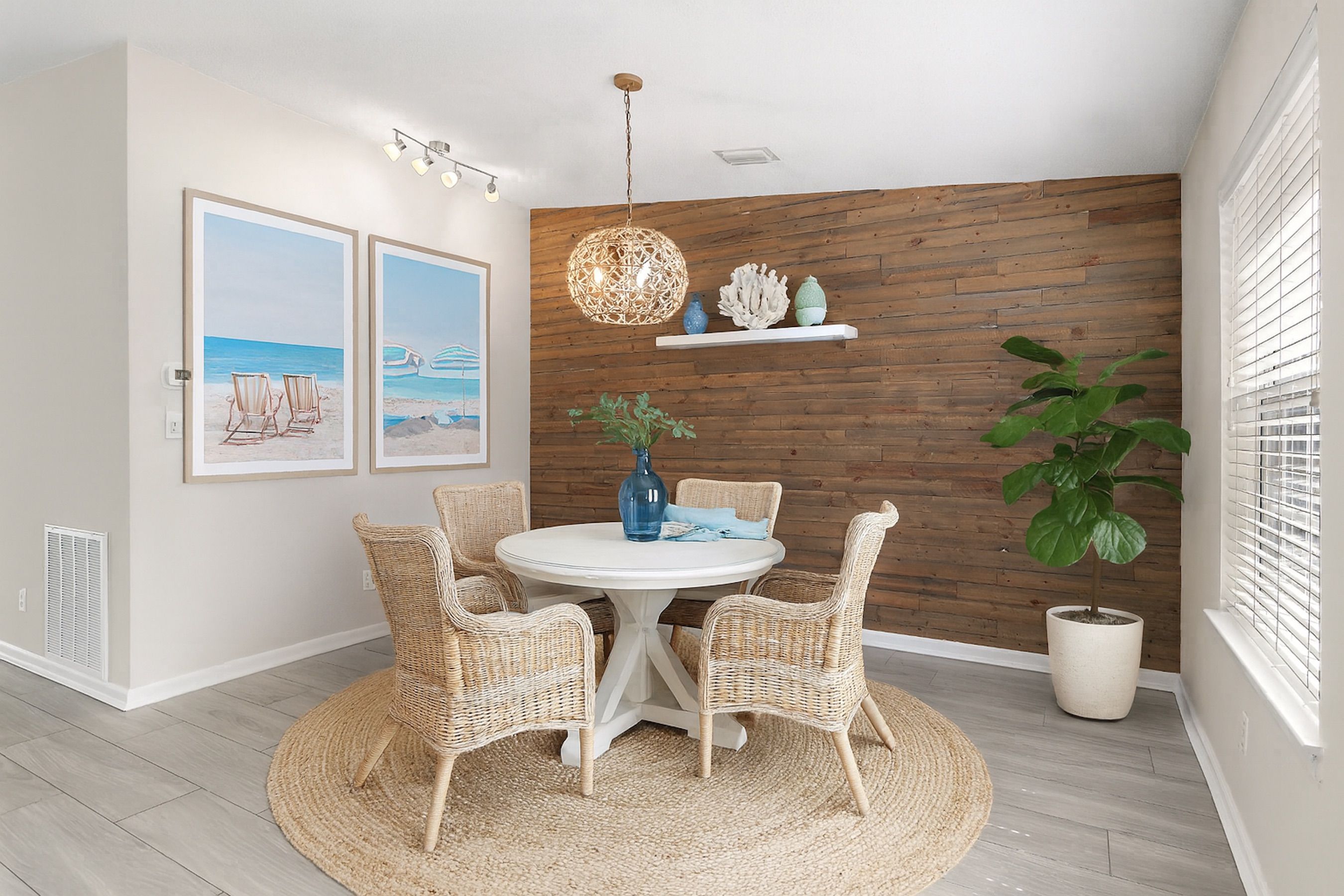  Lakefront Pool Home On Expansive Double Lot With Oversized Lanai - 物件實景