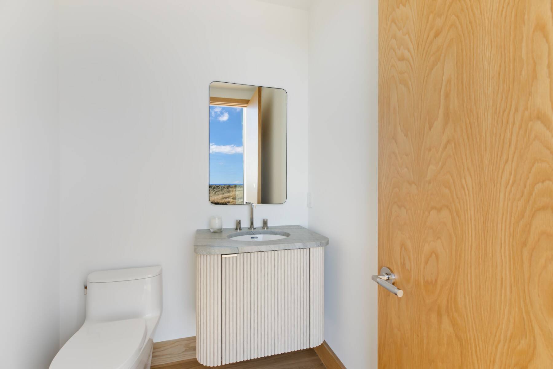  BRAND NEW MODERN OCEANFRONT w/ POOL on 2.6 ACRES IN AMAGANSETT - 物件實景