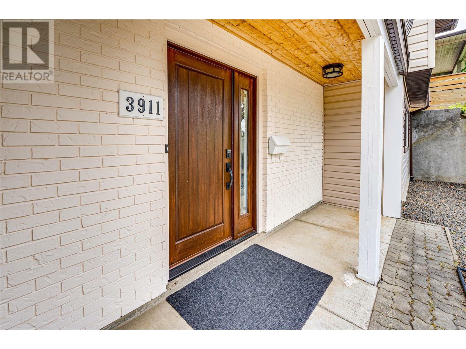VERNON, British Columbia, V1T 7S4, CA, 4 Bedrooms Bedrooms, ,2 BathroomsBathrooms,Residential,For Sale,1837280