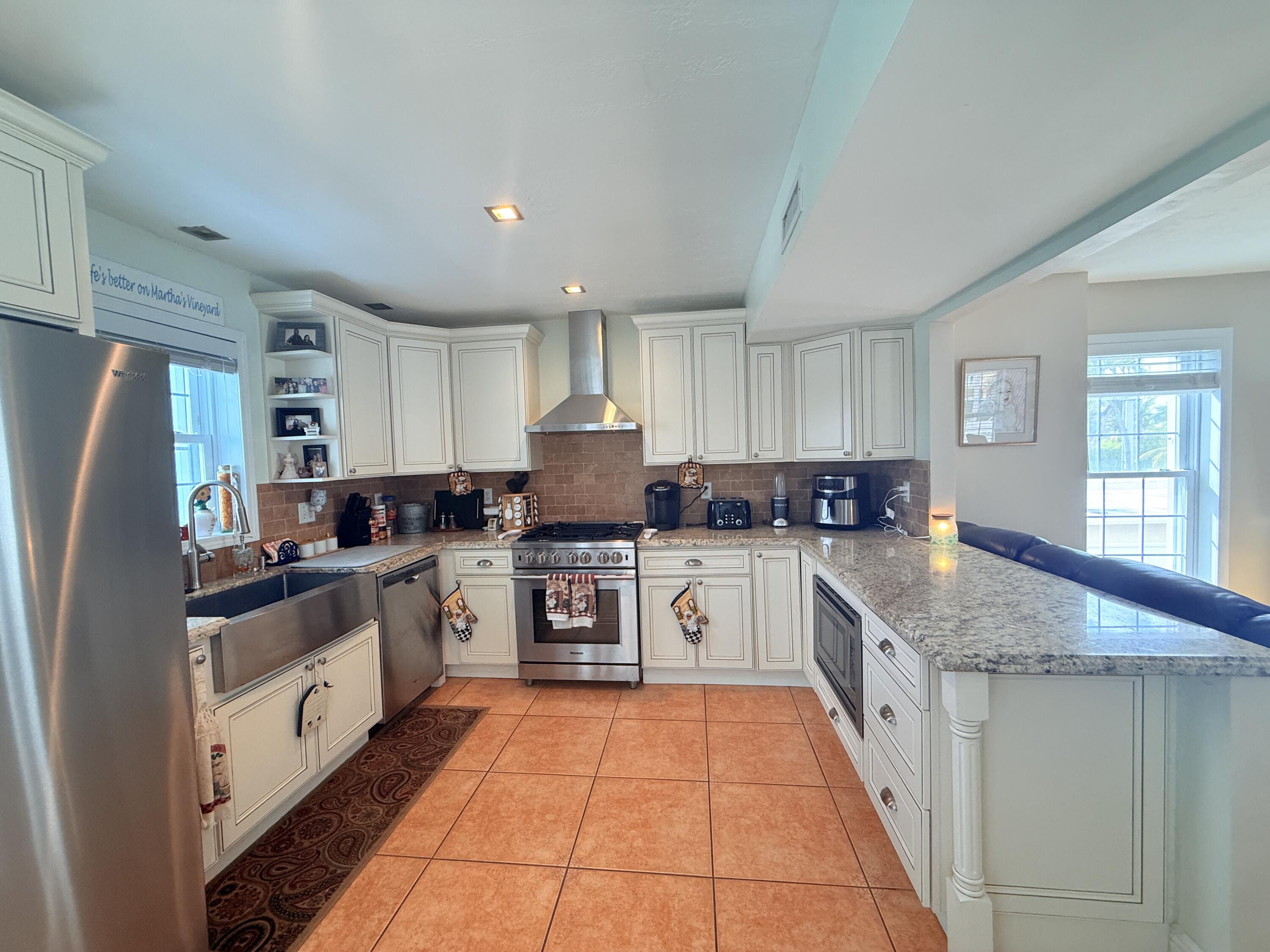 Key Largo, Florida, 33037, United States, 3 Bedrooms Bedrooms, ,3 BathroomsBathrooms,Residential,For Sale,1977971