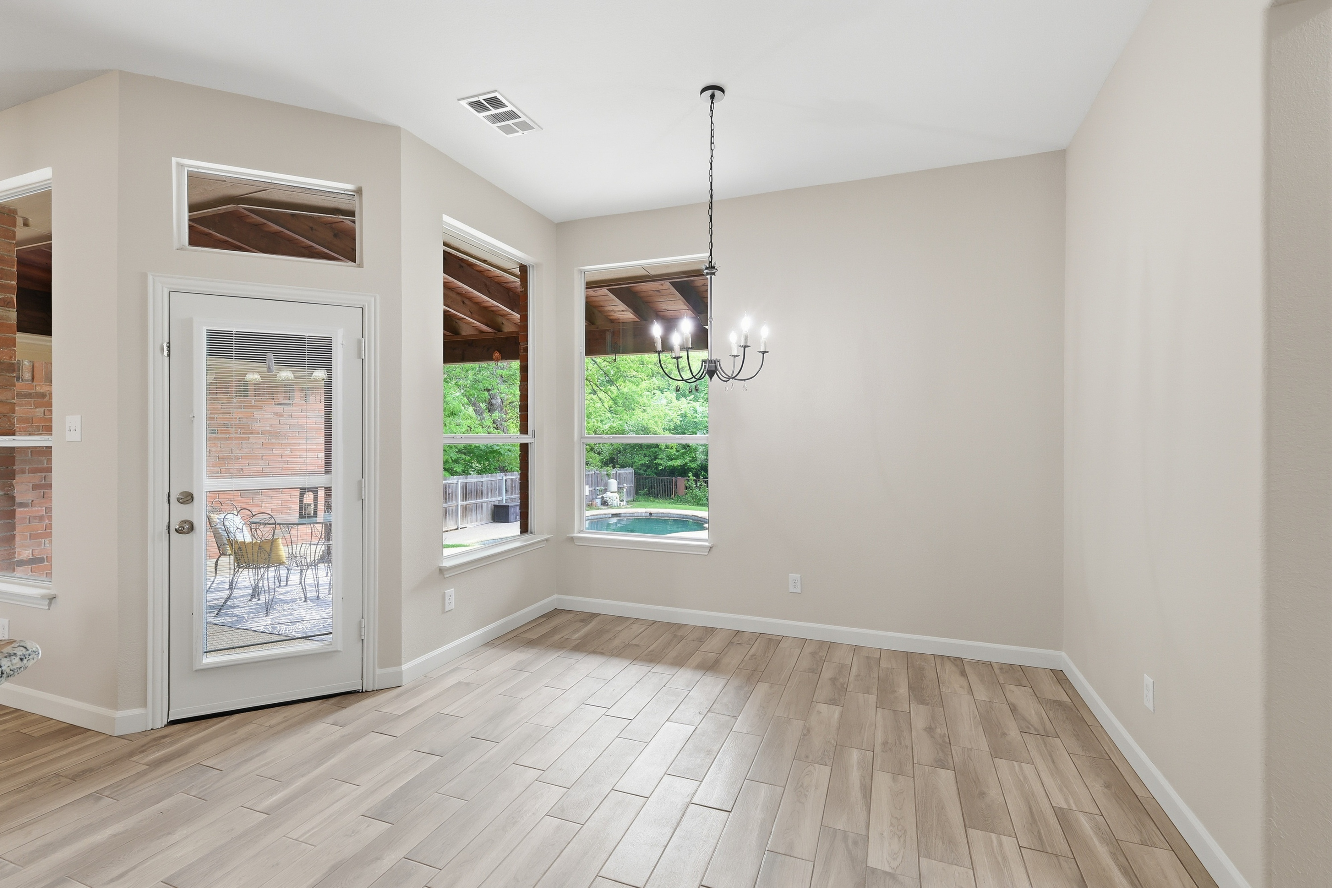  2402 Ravinia Drive, Corinth, TX, 76208 - 物件實景