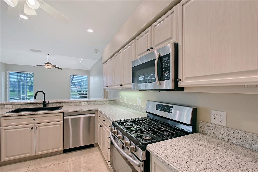 Sarasota, Florida, 34238, United States, 3 Bedrooms Bedrooms, ,2 BathroomsBathrooms,Residential,For Sale,1866711