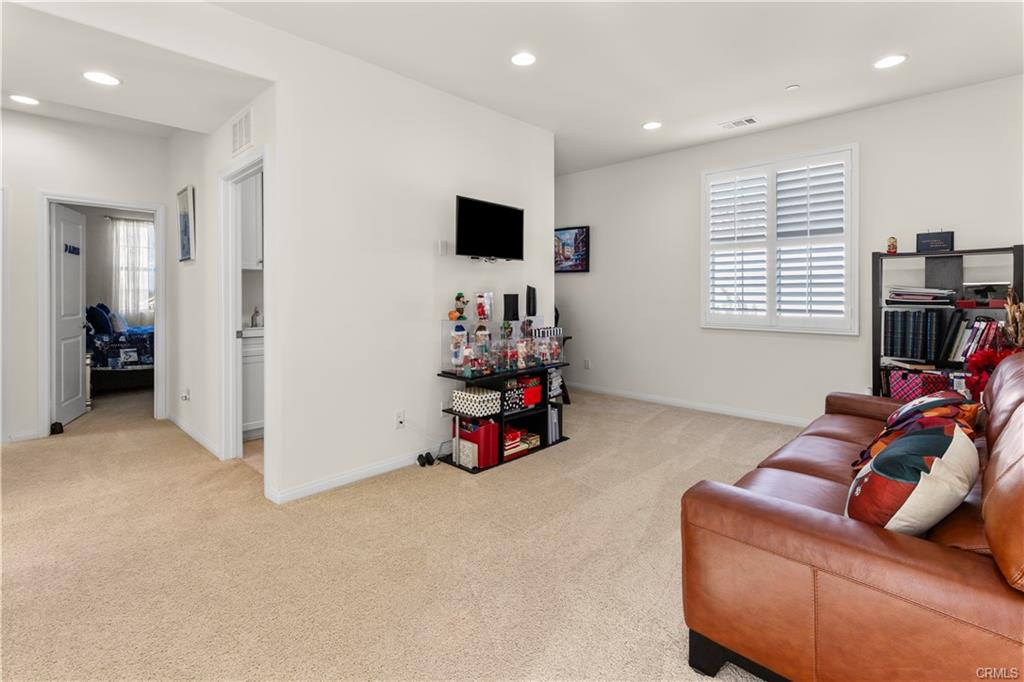 Stanton, California, 90680, United States, 4 Bedrooms Bedrooms, ,3 BathroomsBathrooms,Residential,For Sale,1943899