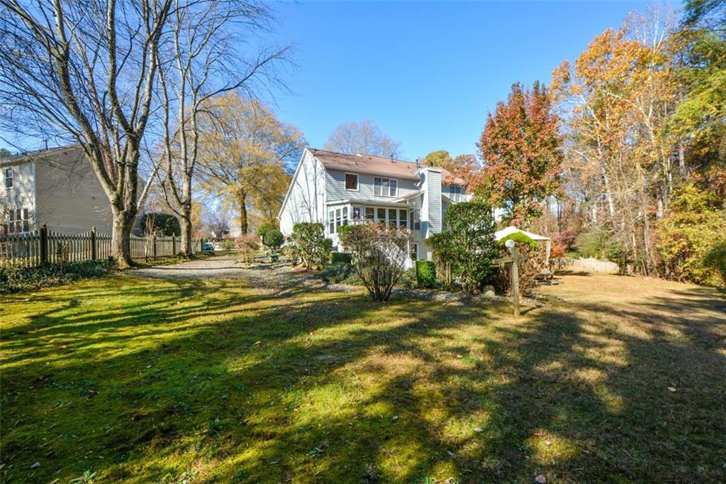 Cumming, Georgia, 30041, United States, 5 Bedrooms Bedrooms, ,4 BathroomsBathrooms,Residential,For Sale,1997427