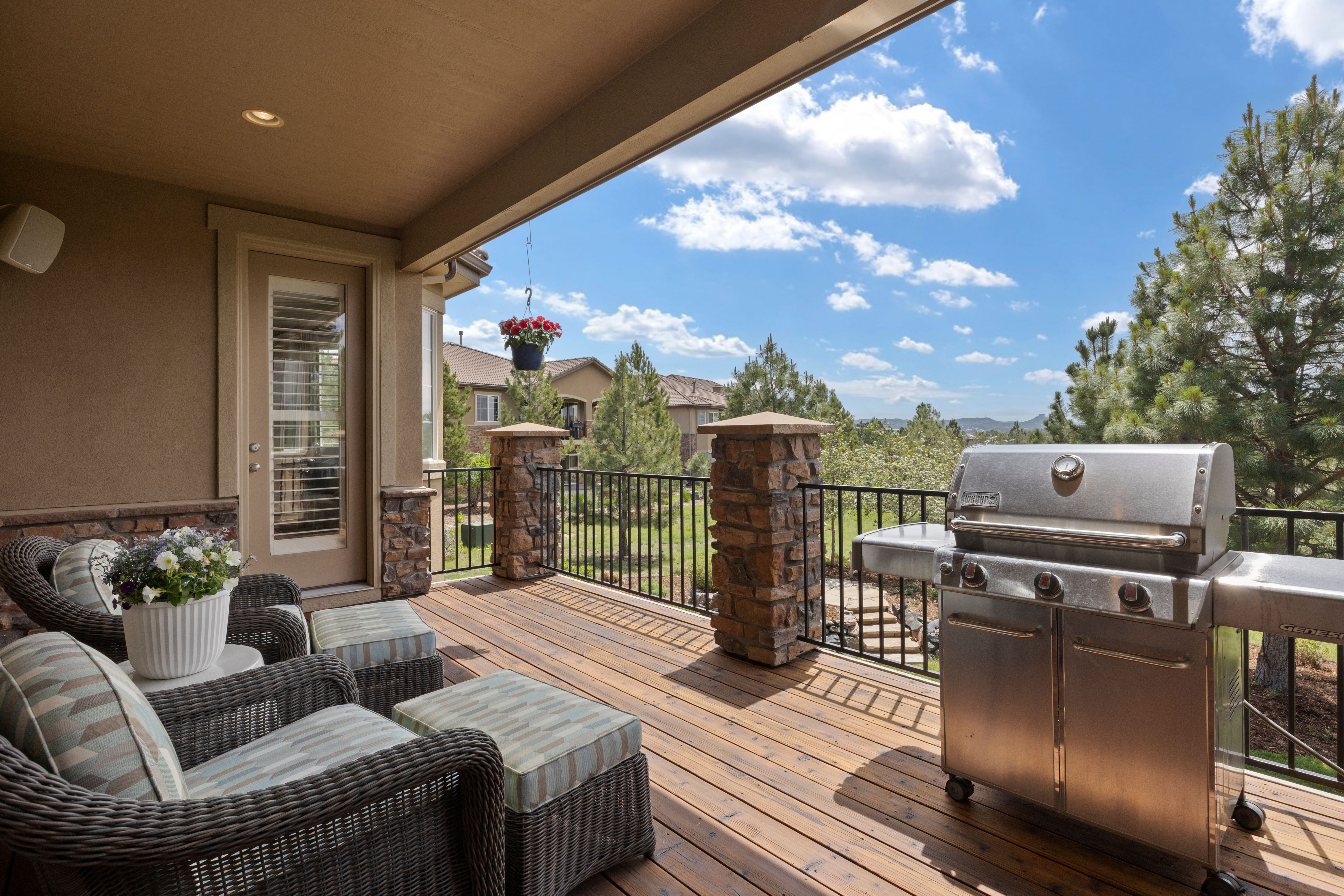 Graciously appointed and impeccably maintained, this patio home - 物件實景