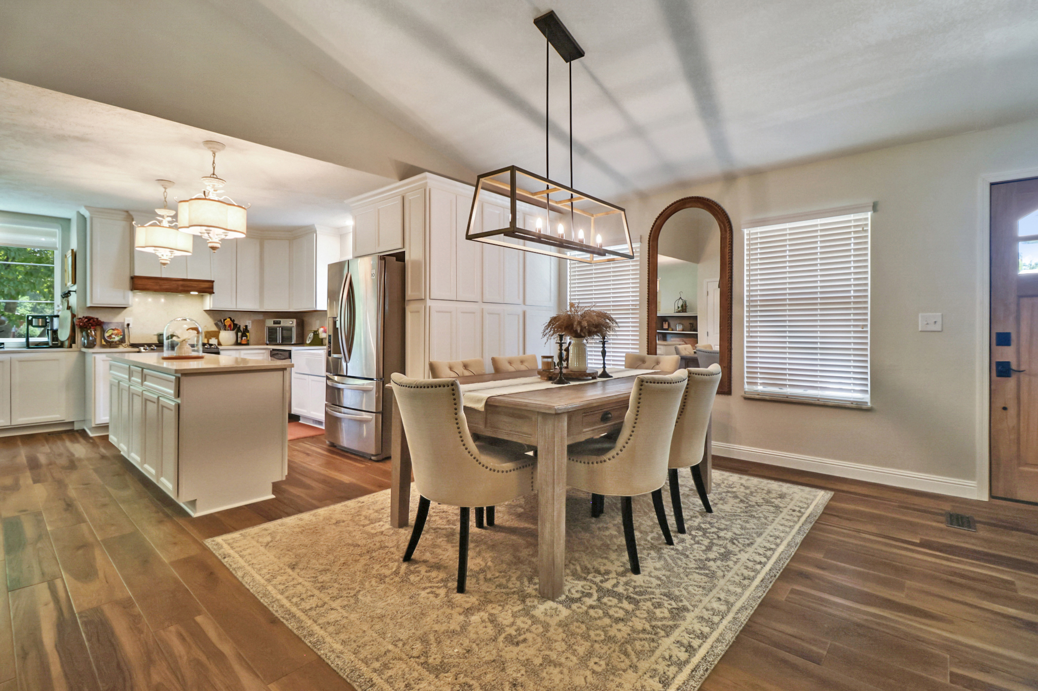 Rockwood, Tennessee, 37854, United States, 4 Bedrooms Bedrooms, ,3 BathroomsBathrooms,Residential,For Sale,2011403