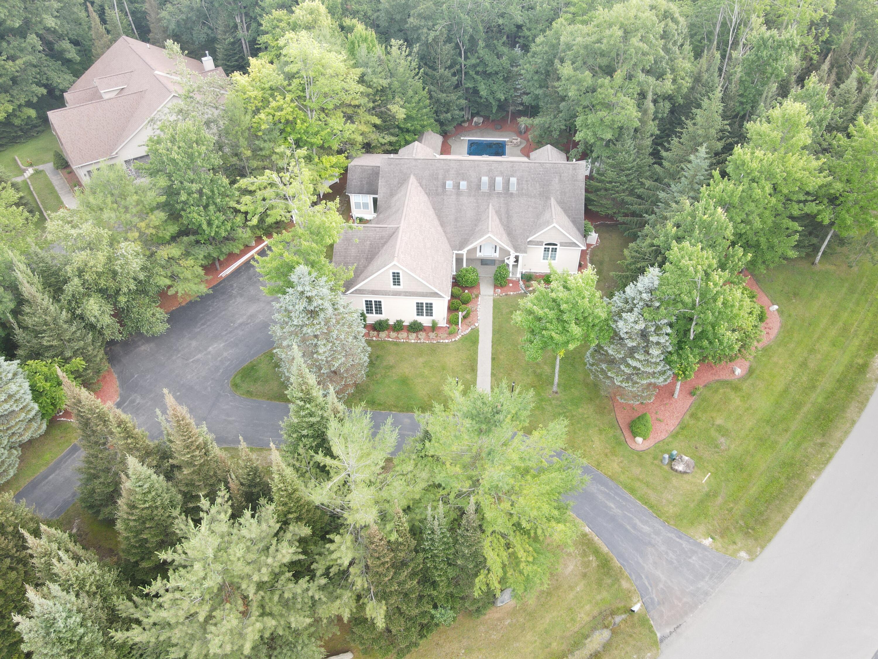 Alpena, Michigan, 49707, United States, 4 Bedrooms Bedrooms, ,4 BathroomsBathrooms,Residential,For Sale,1922975
