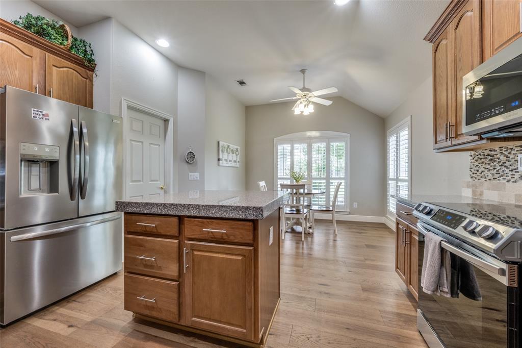 Denton, Texas, 76207, United States, 2 Bedrooms Bedrooms, ,2 BathroomsBathrooms,Residential,For Sale,1827842
