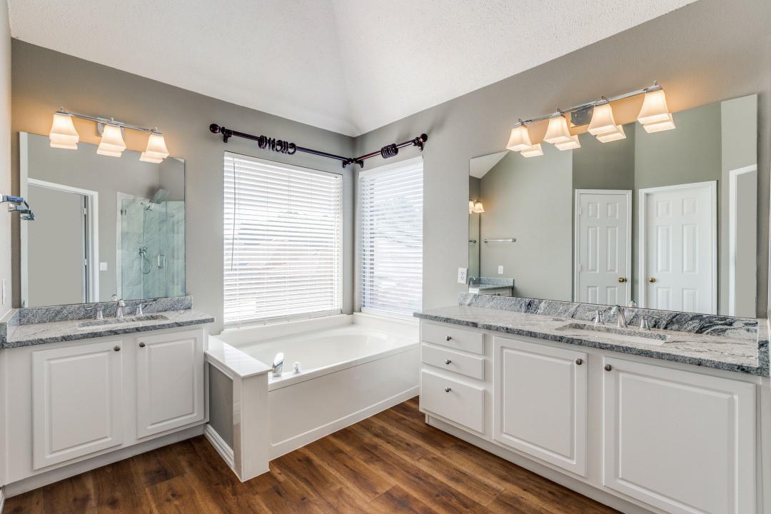 Frisco, Texas, 75035, United States, 4 Bedrooms Bedrooms, ,3 BathroomsBathrooms,Residential,For Sale,1988139