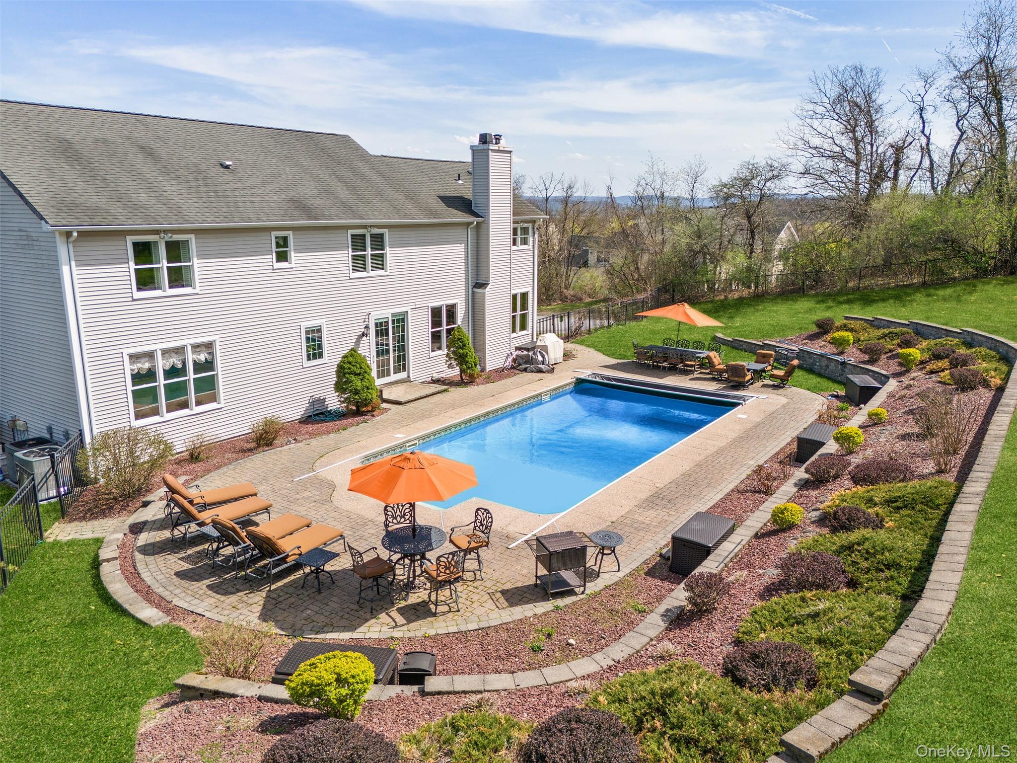 Poughkeepsie, New York, 12603, United States, 4 Bedrooms Bedrooms, ,5 BathroomsBathrooms,Residential,For Sale,1916939