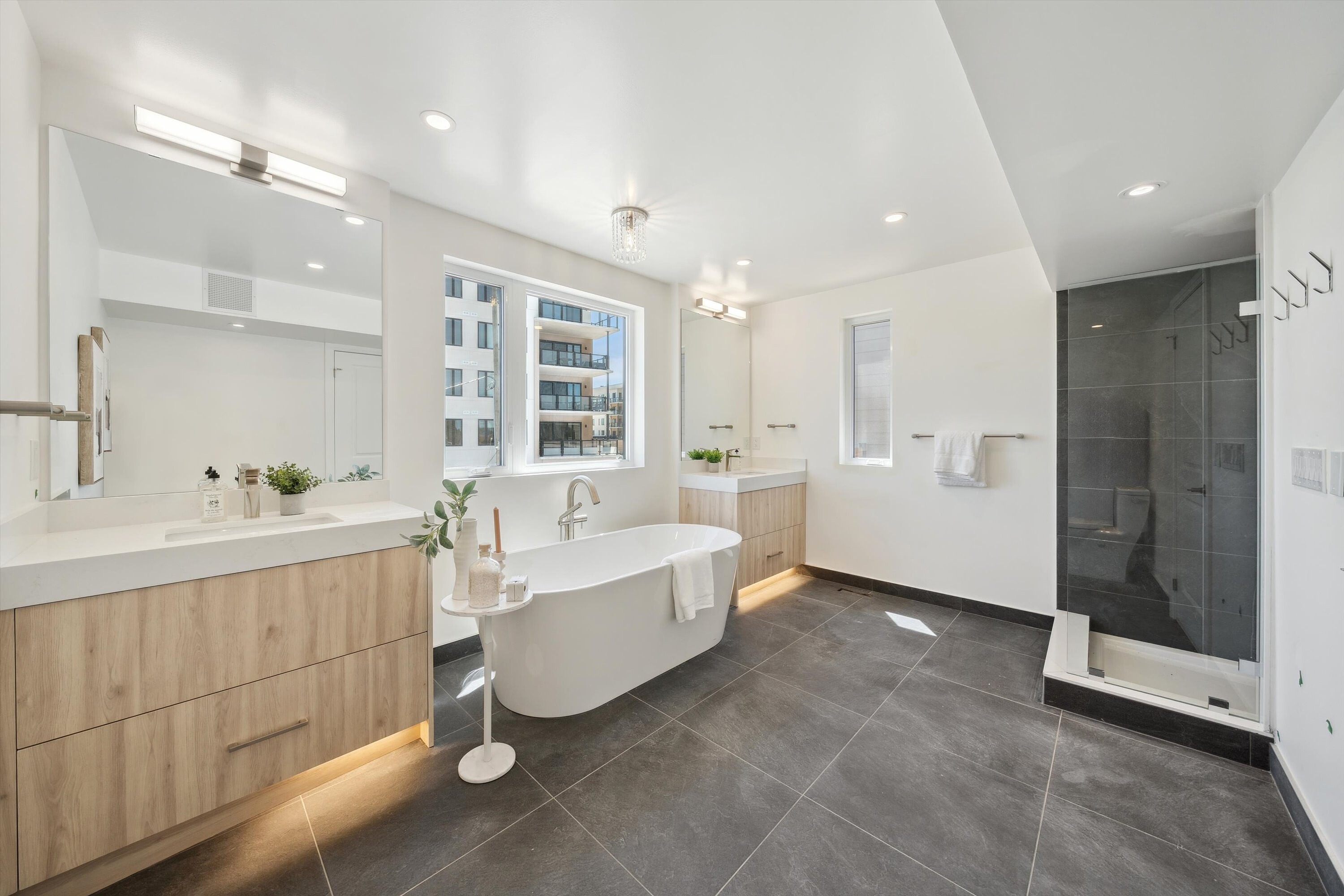  19B West St N #20 - 物件實景