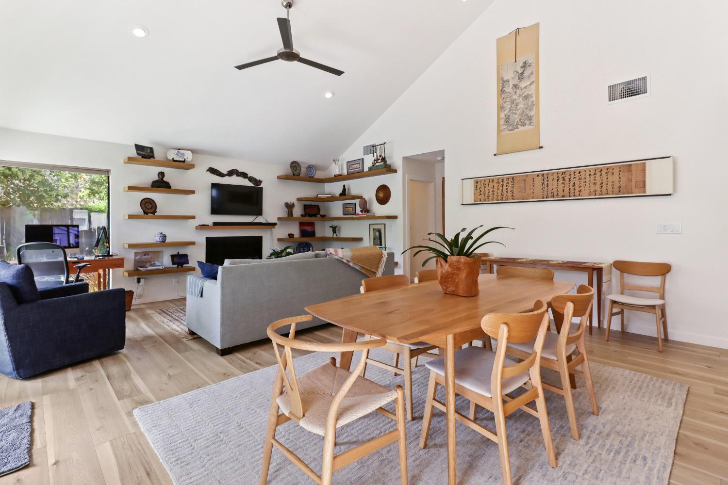 Davis, California, 95616, United States, 3 Bedrooms Bedrooms, ,2 BathroomsBathrooms,Residential,For Sale,1901059