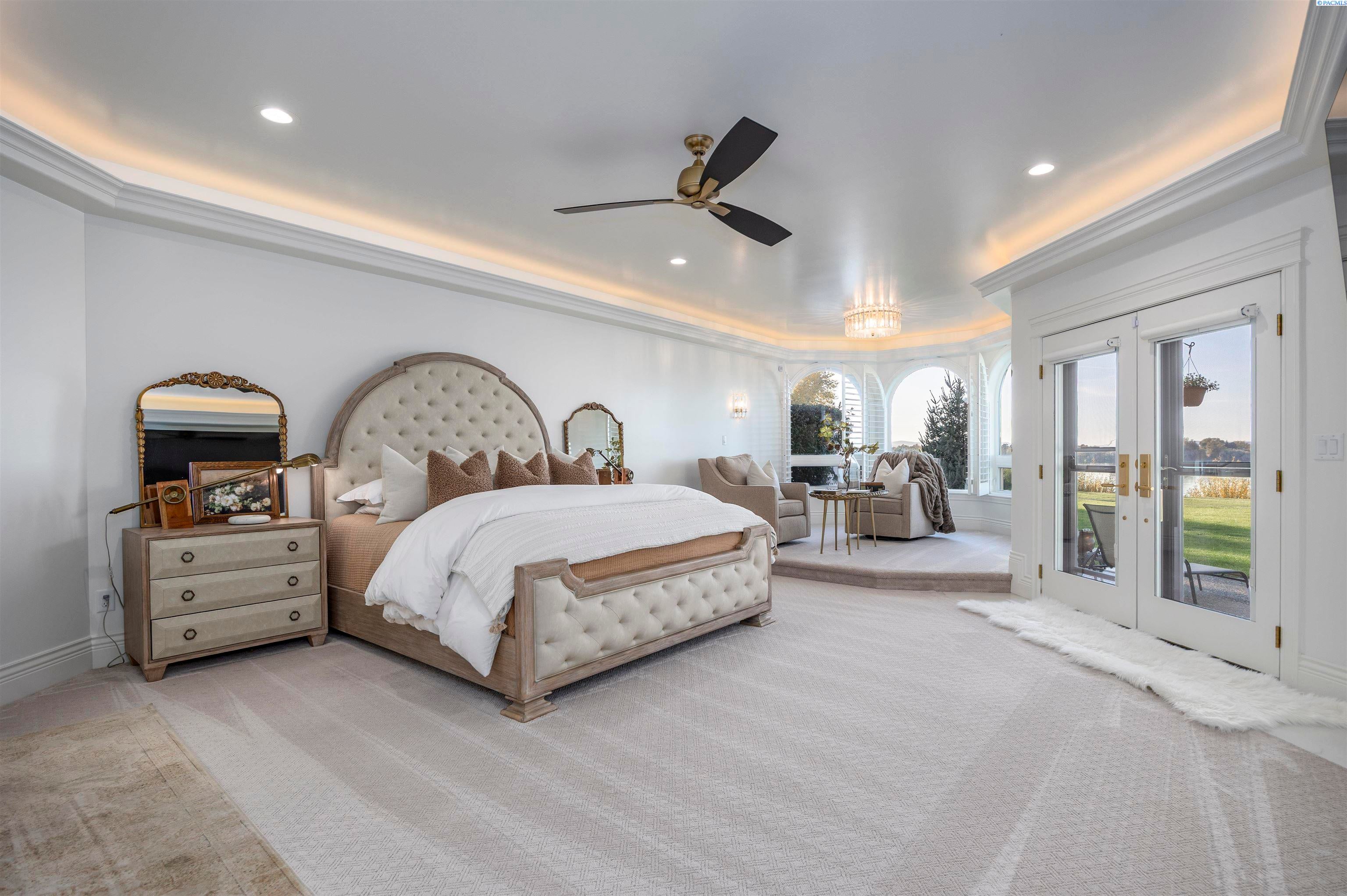 Pasco, Washington, 99301, United States, 4 Bedrooms Bedrooms, ,4 BathroomsBathrooms,Residential,For Sale,1974870